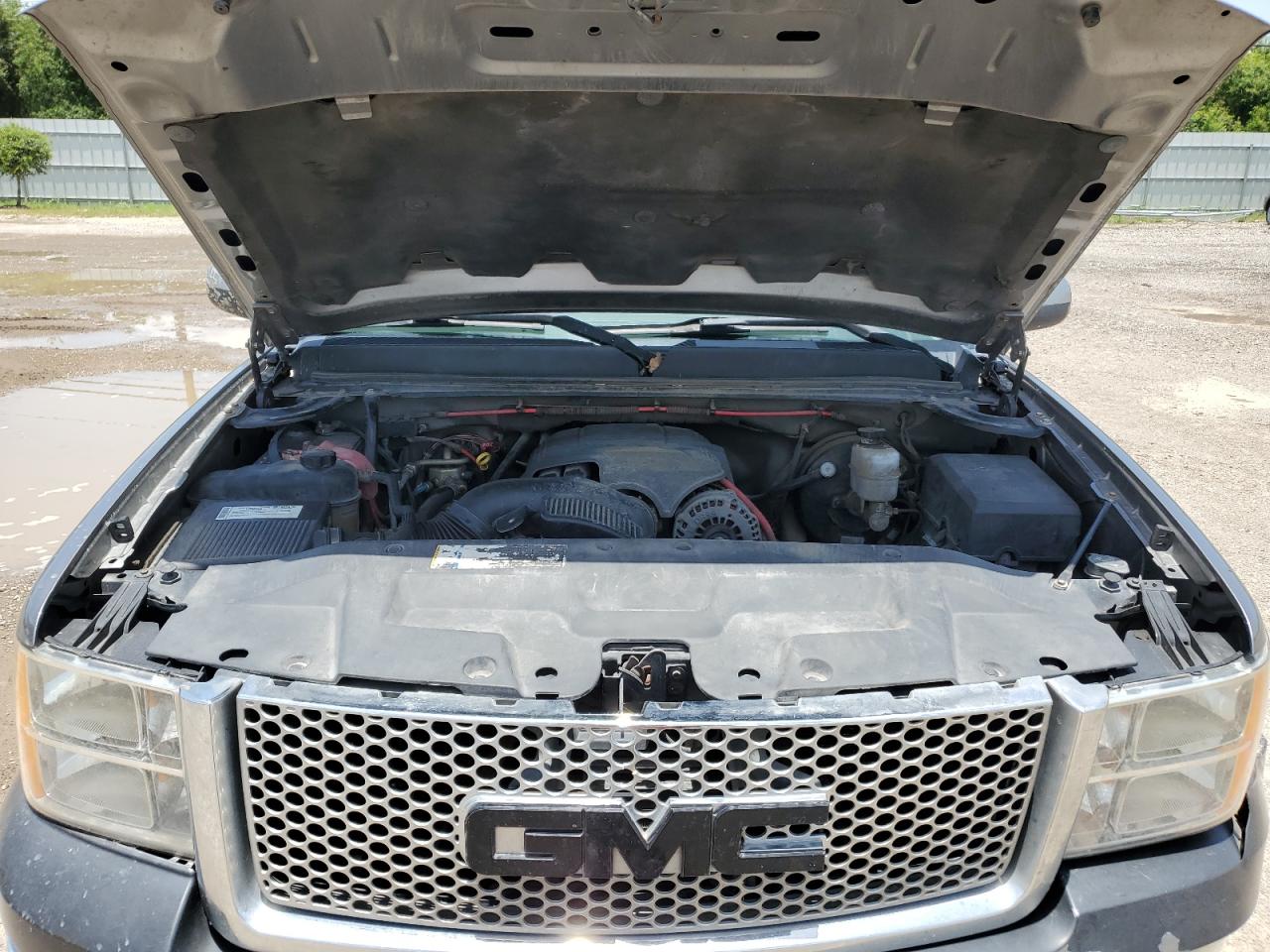 2008 Gmc Sierra C1500 Угольный vin: 2GTEC13J881164653