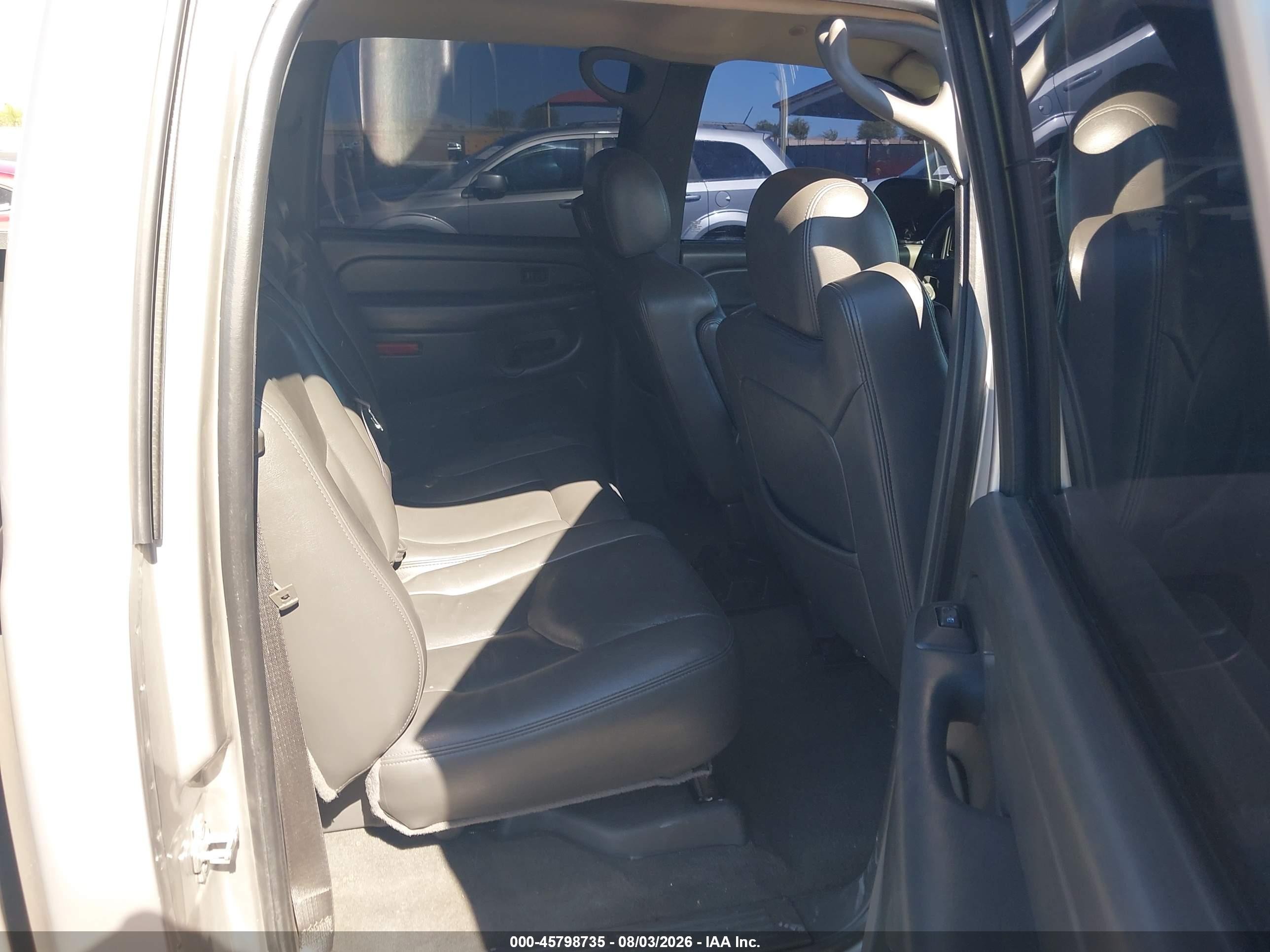 2005 Gmc Sierra 1500 Slt Серебряный vin: 2GTEC13T251117096