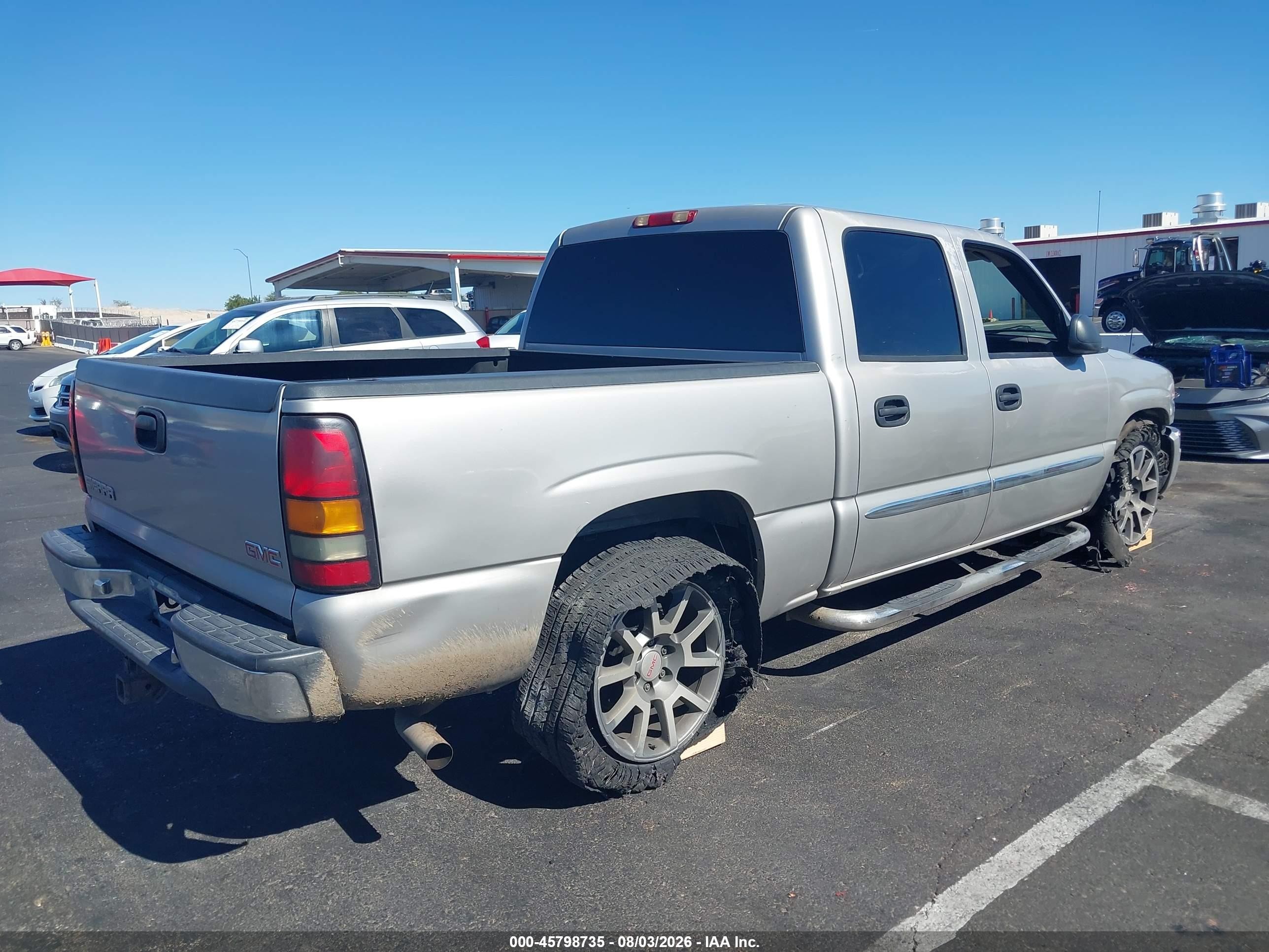 2005 Gmc Sierra 1500 Slt Серебряный vin: 2GTEC13T251117096