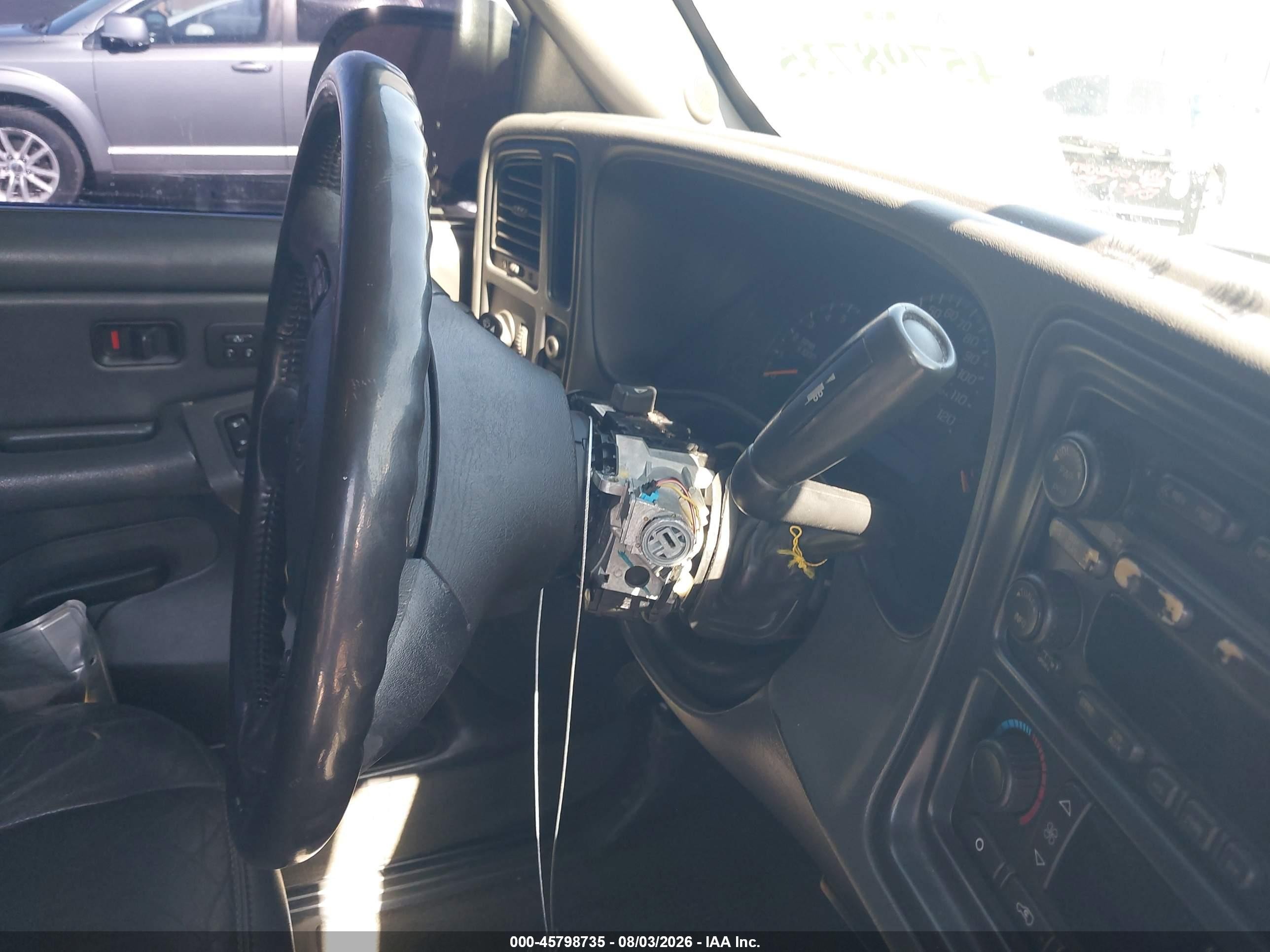 2005 Gmc Sierra 1500 Slt Серебряный vin: 2GTEC13T251117096