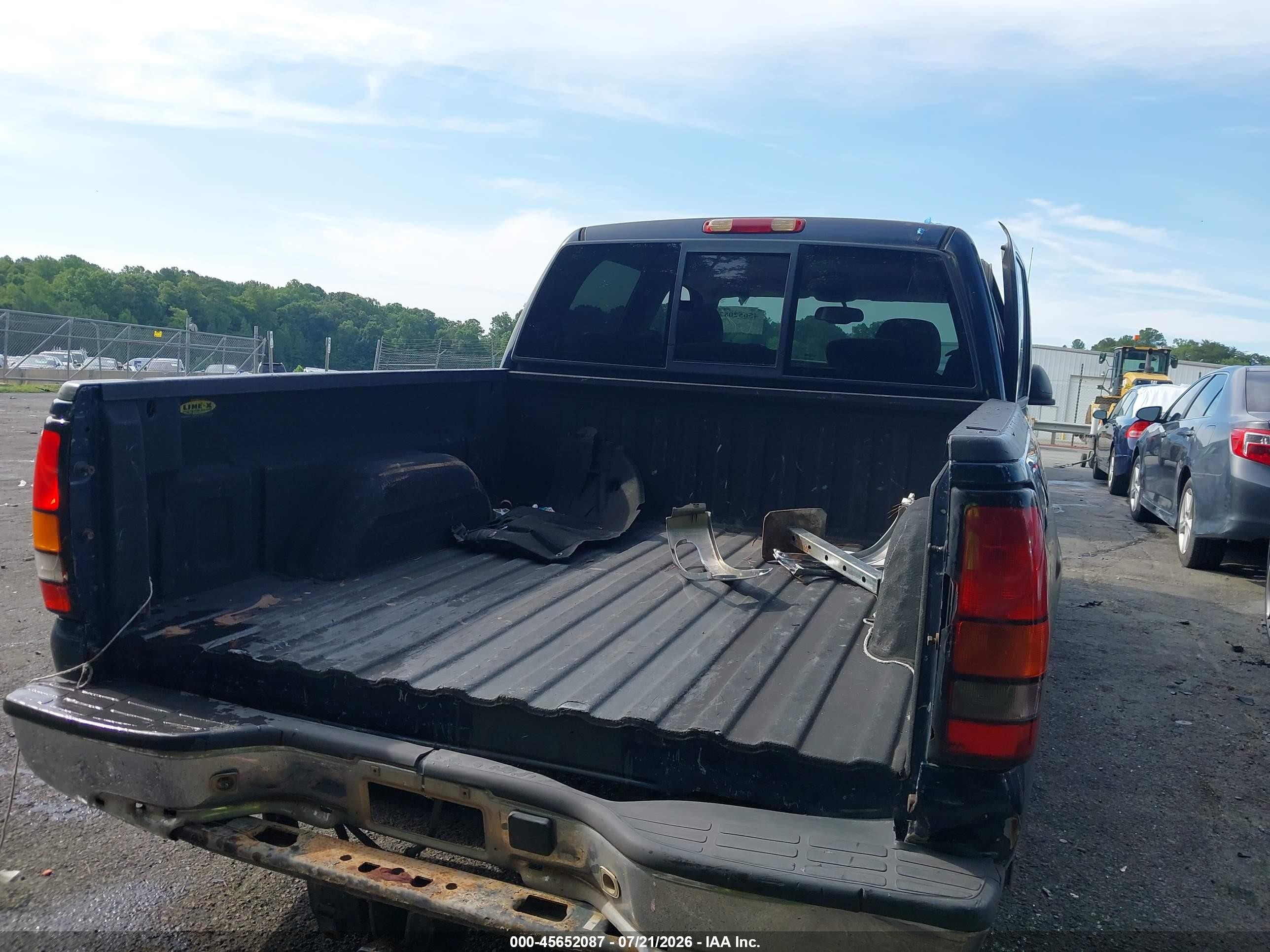 2005 Gmc Sierra 1500 Sle Blue vin: 2GTEC13T251136456