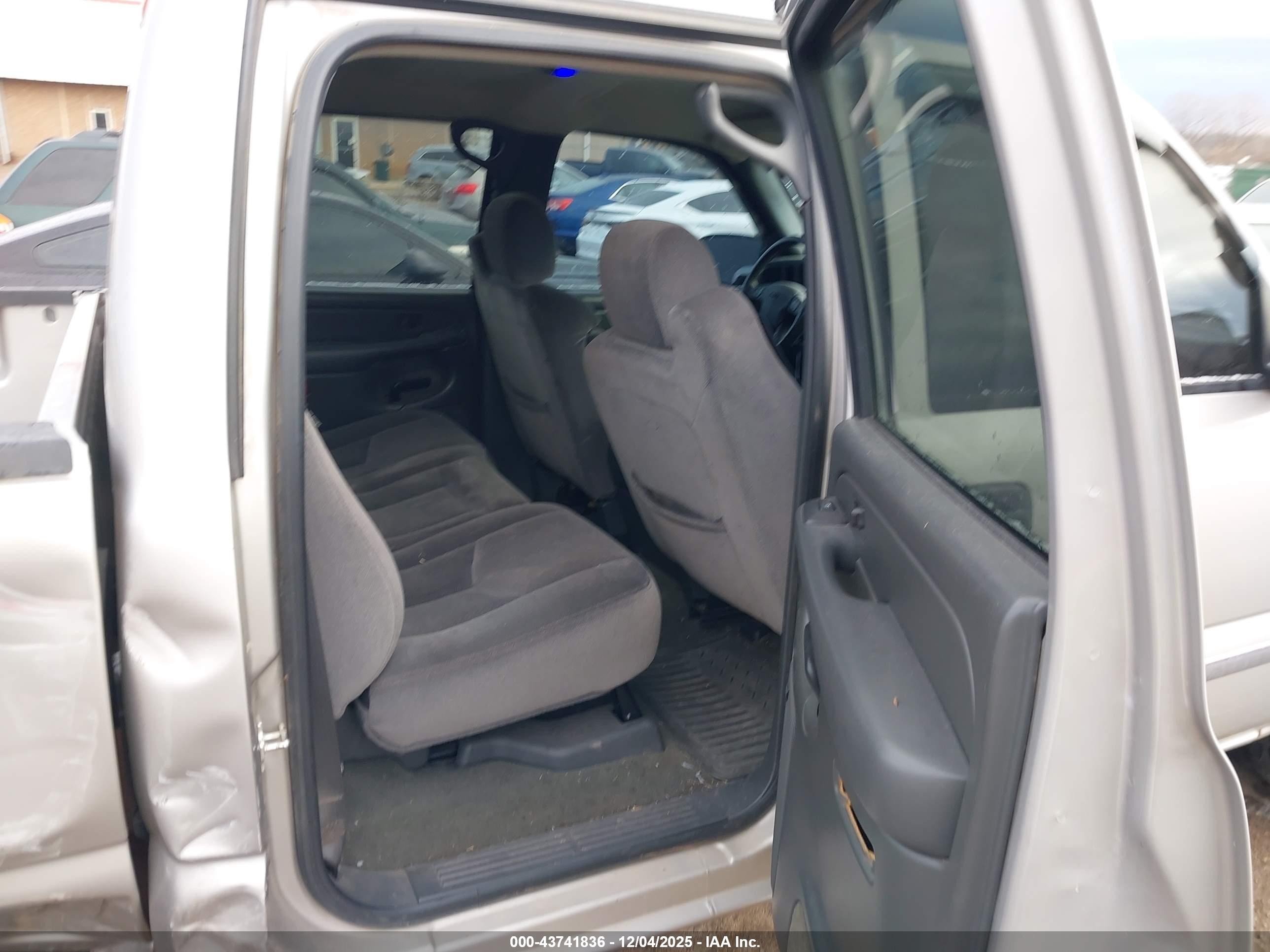 2004 Gmc Sierra 1500 Sle Silver vin: 2GTEC13T341422251