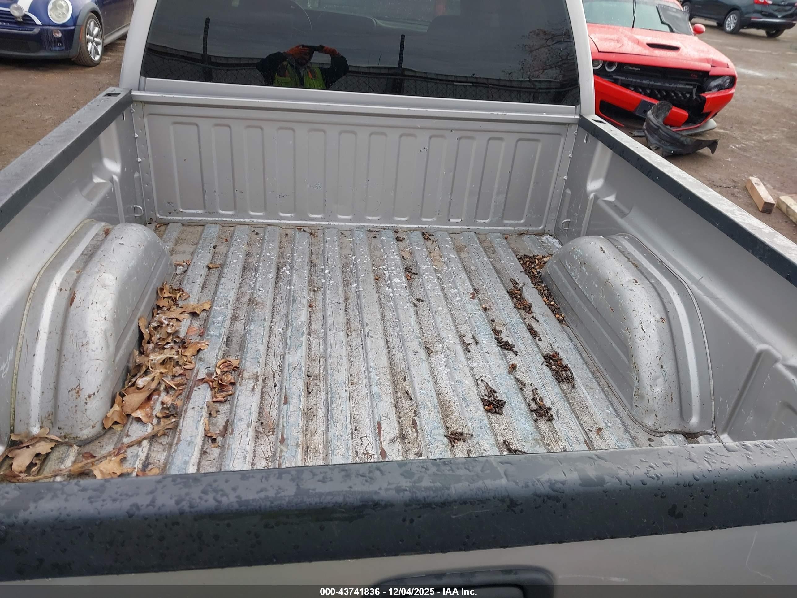 2004 Gmc Sierra 1500 Sle Silver vin: 2GTEC13T341422251