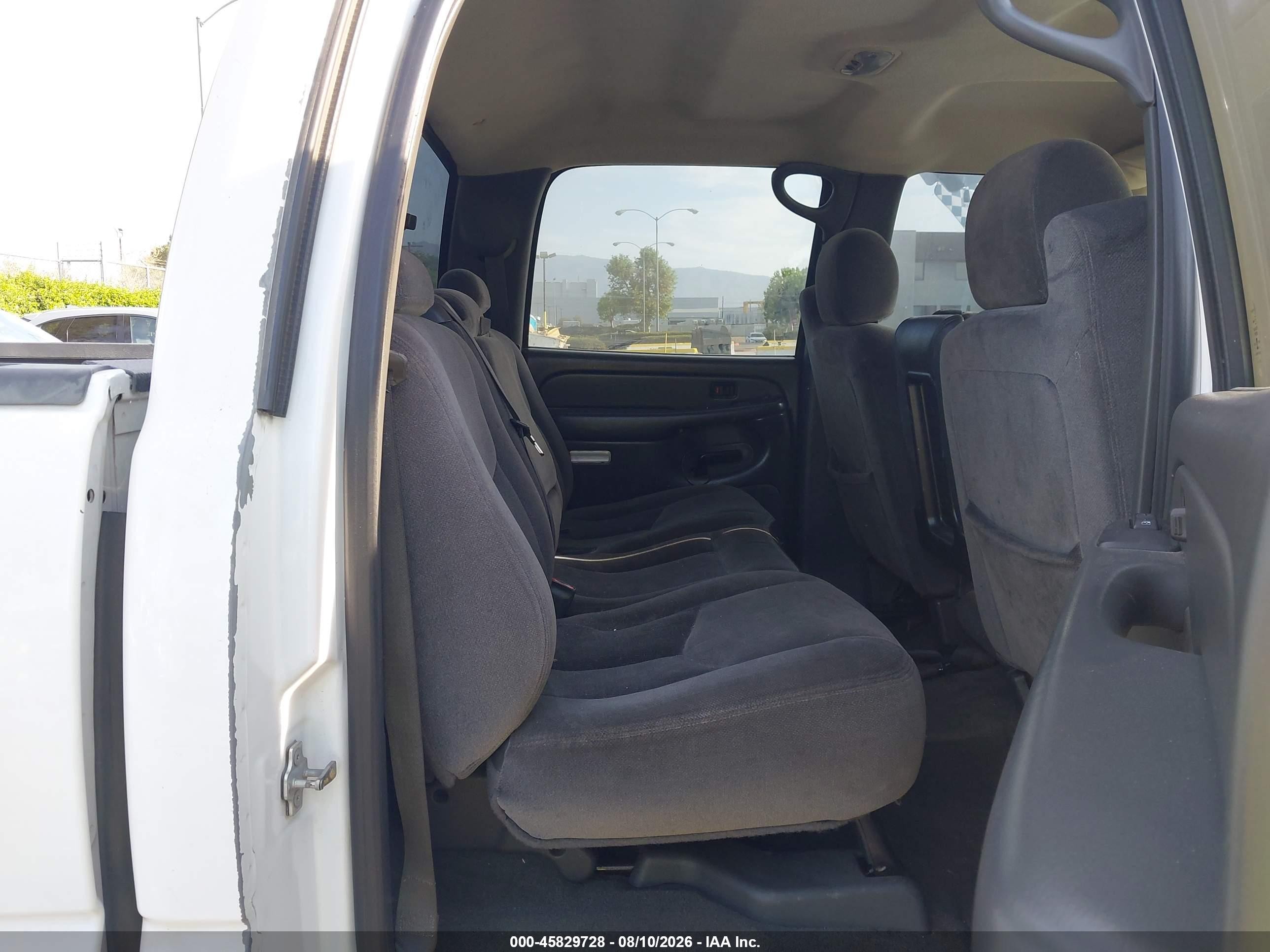 2005 Gmc Sierra 1500 Sle White vin: 2GTEC13T351110500