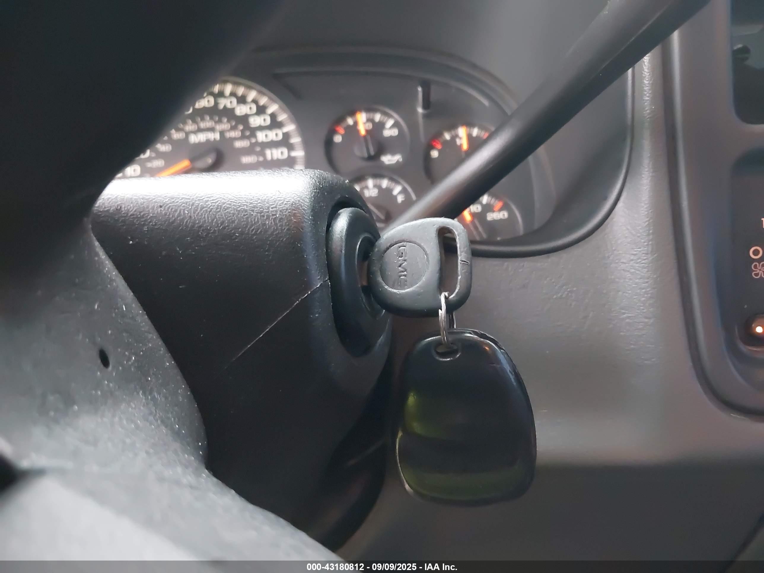 2005 Gmc Sierra 1500 Sle Серый vin: 2GTEC13T351370444