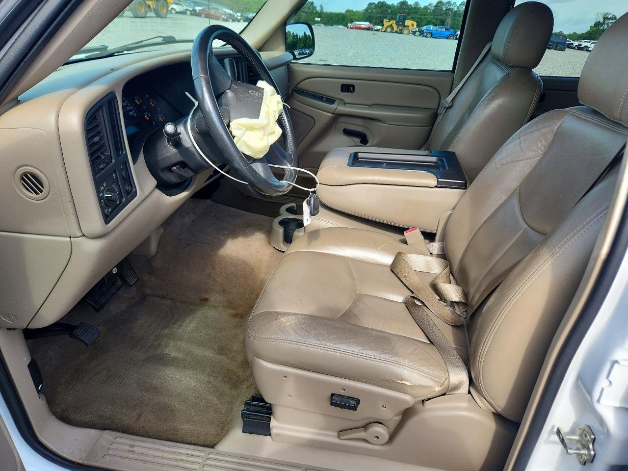2005 Gmc New Sierra C1500 White vin: 2GTEC13T451149368