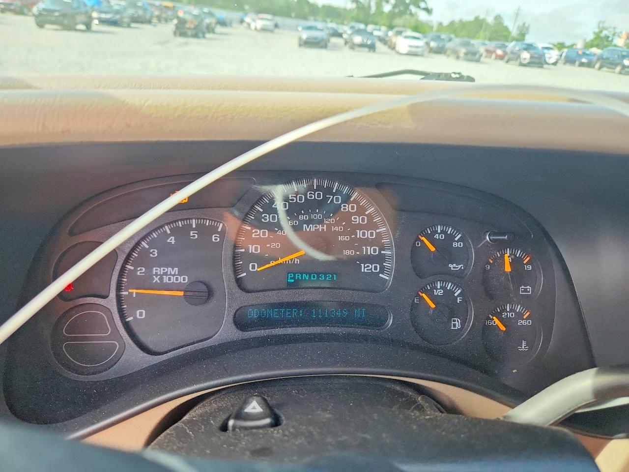 2005 Gmc New Sierra C1500 White vin: 2GTEC13T451149368