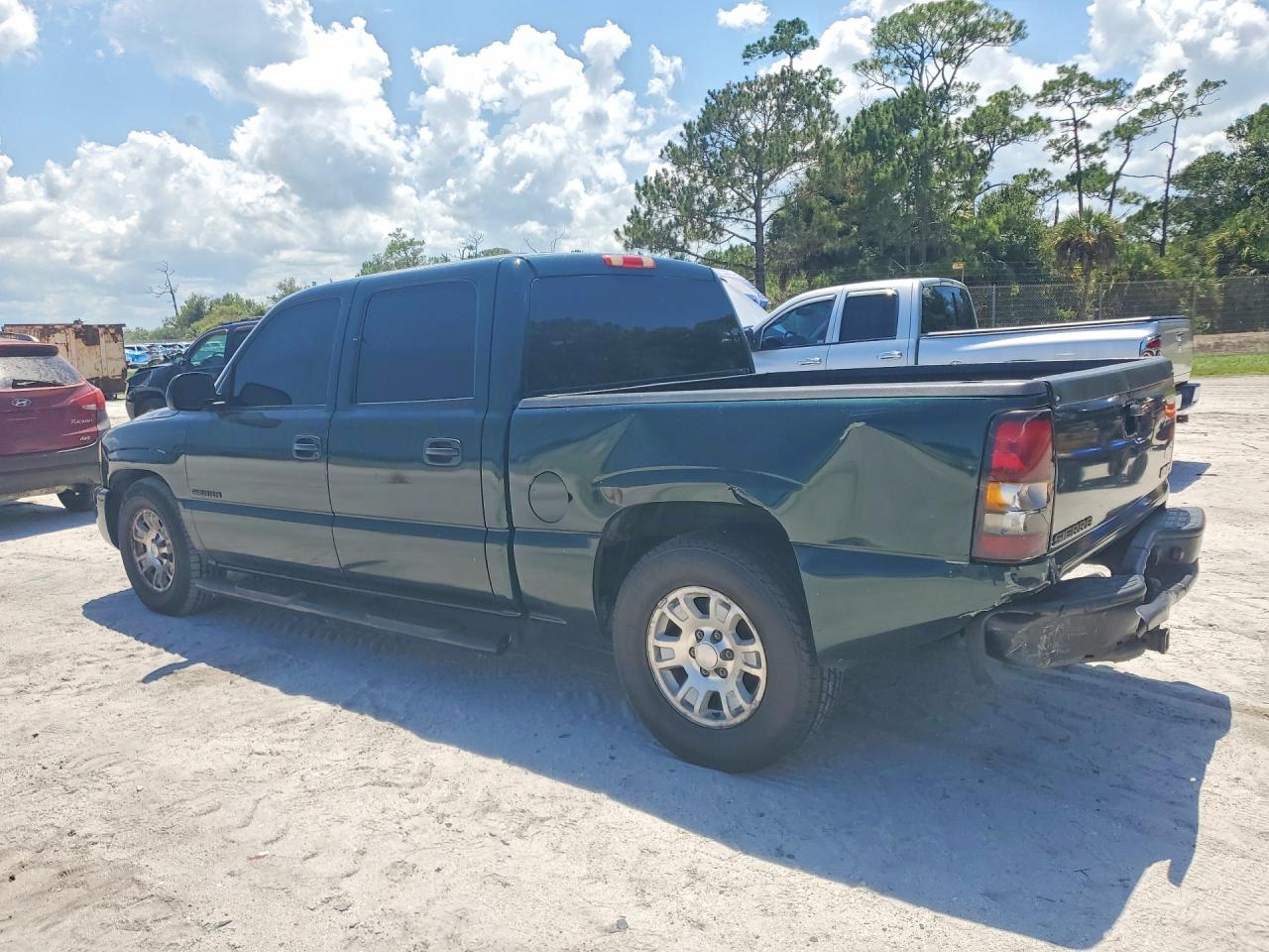 2005 Gmc New Sierra C1500 Green vin: 2GTEC13T451221511