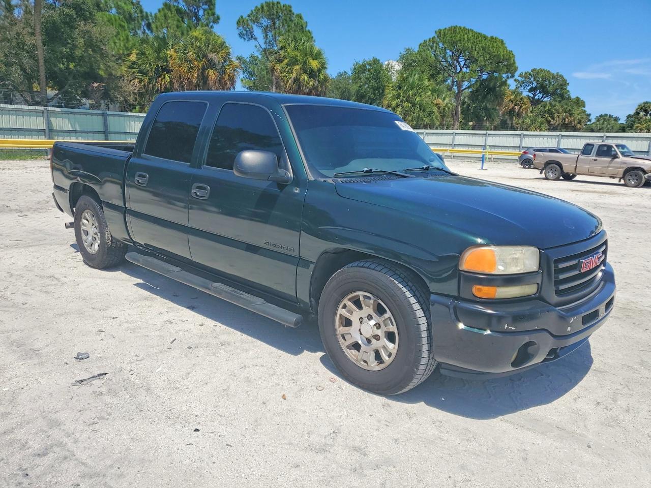 2005 Gmc New Sierra C1500 Green vin: 2GTEC13T451221511