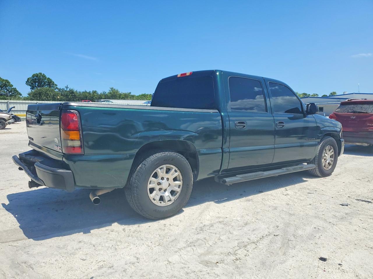 2005 Gmc New Sierra C1500 Green vin: 2GTEC13T451221511