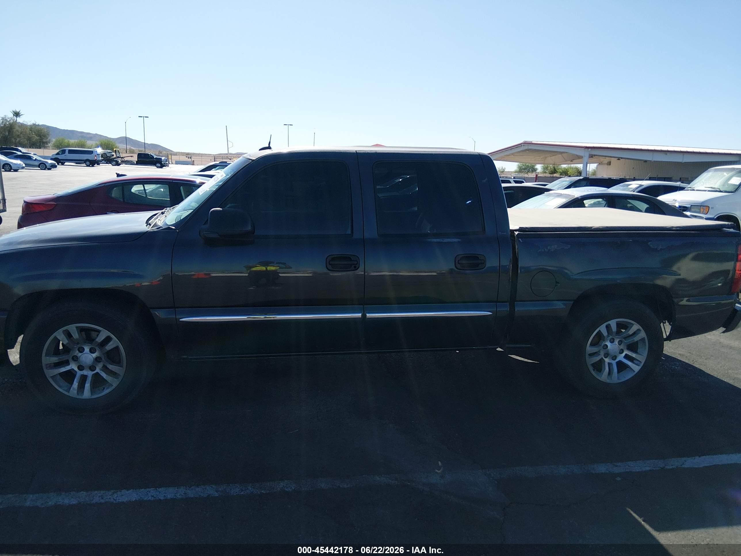 2005 Gmc Sierra 1500 Sle Black vin: 2GTEC13T451231021