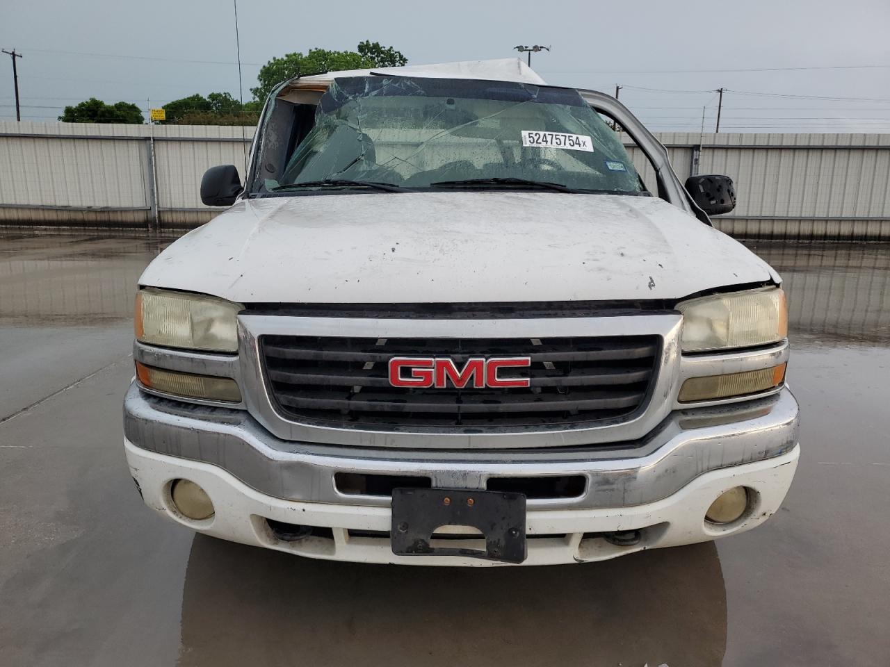 2004 Gmc New Sierra C1500 White vin: 2GTEC13T541368418