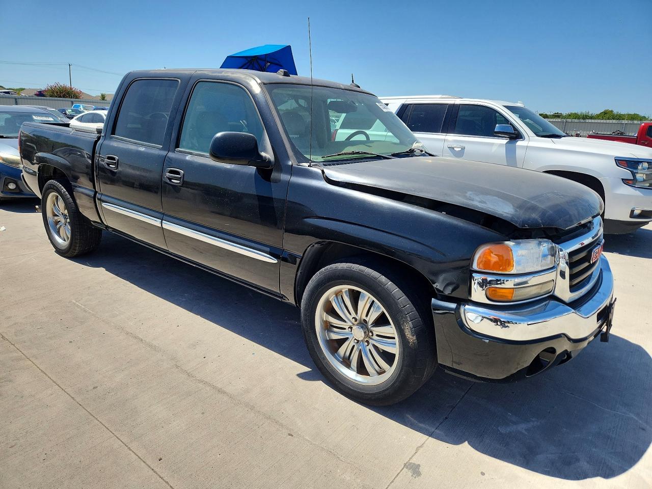 2004 Gmc New Sierra C1500 Black vin: 2GTEC13T541424339