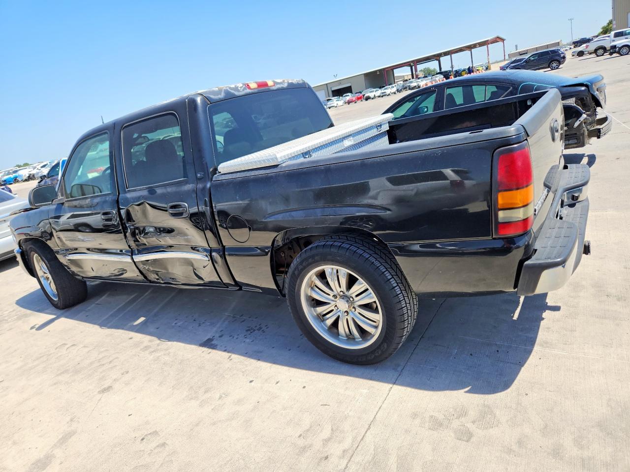 2004 Gmc New Sierra C1500 Black vin: 2GTEC13T541424339