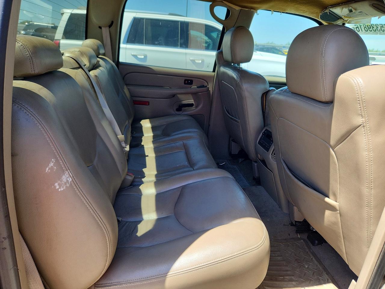 2004 Gmc New Sierra C1500 Black vin: 2GTEC13T541424339