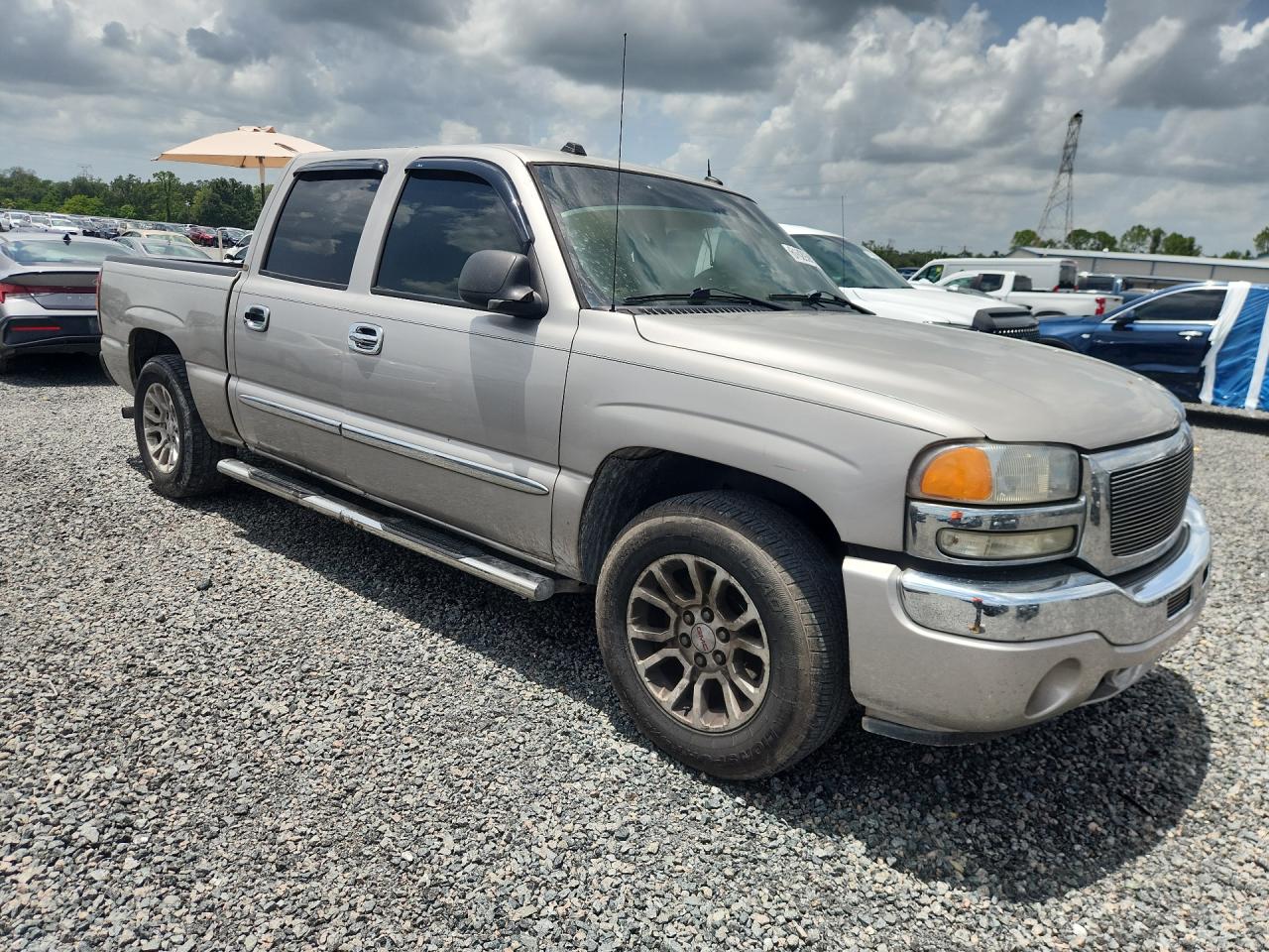 2005 Gmc New Sierra C1500 Серебряный vin: 2GTEC13T551131848