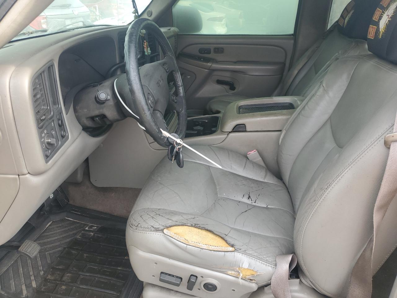 2005 Gmc New Sierra C1500 Серебряный vin: 2GTEC13T551131848