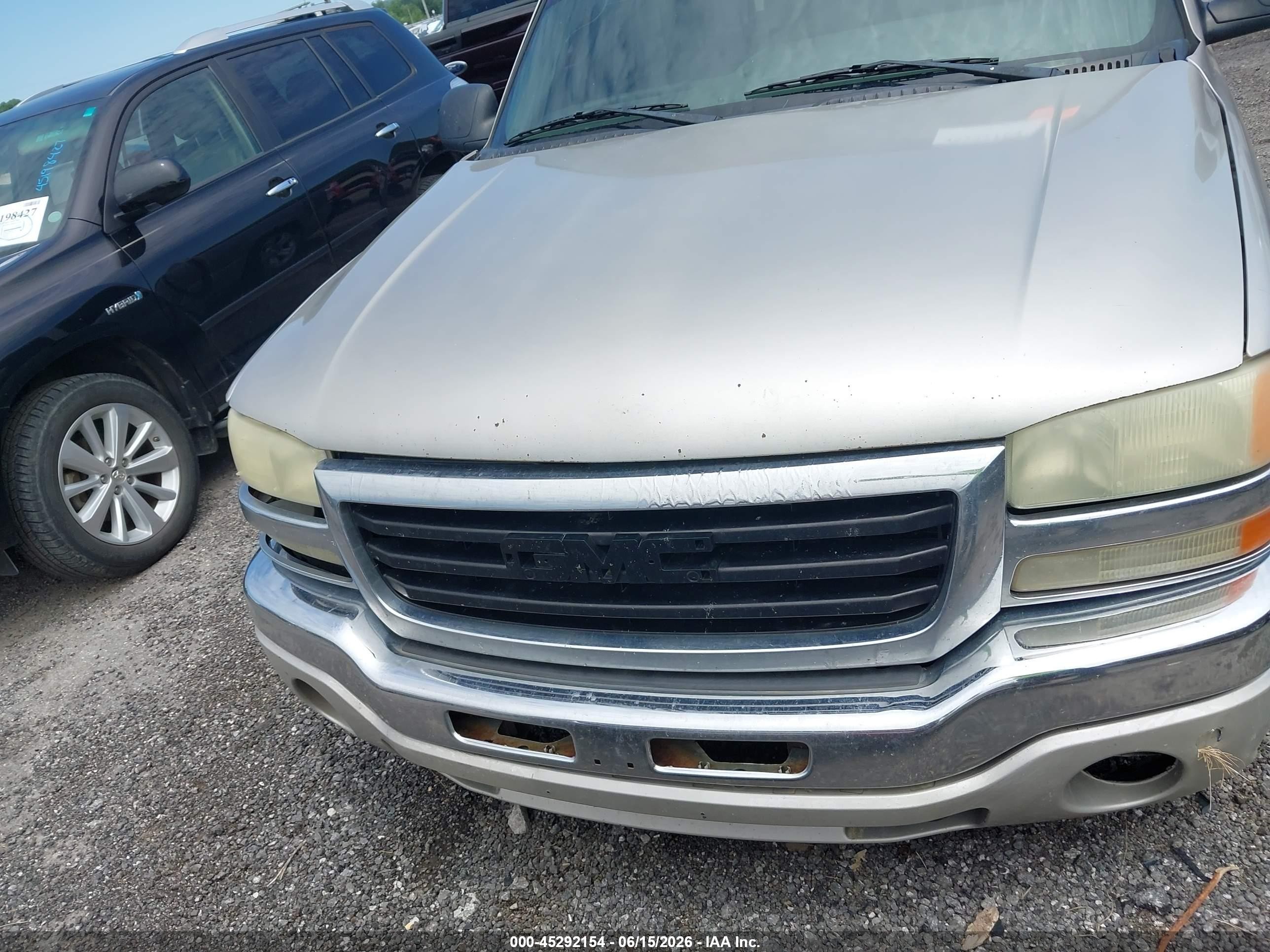 2005 Gmc Sierra 1500 Sle Gold vin: 2GTEC13T551152702