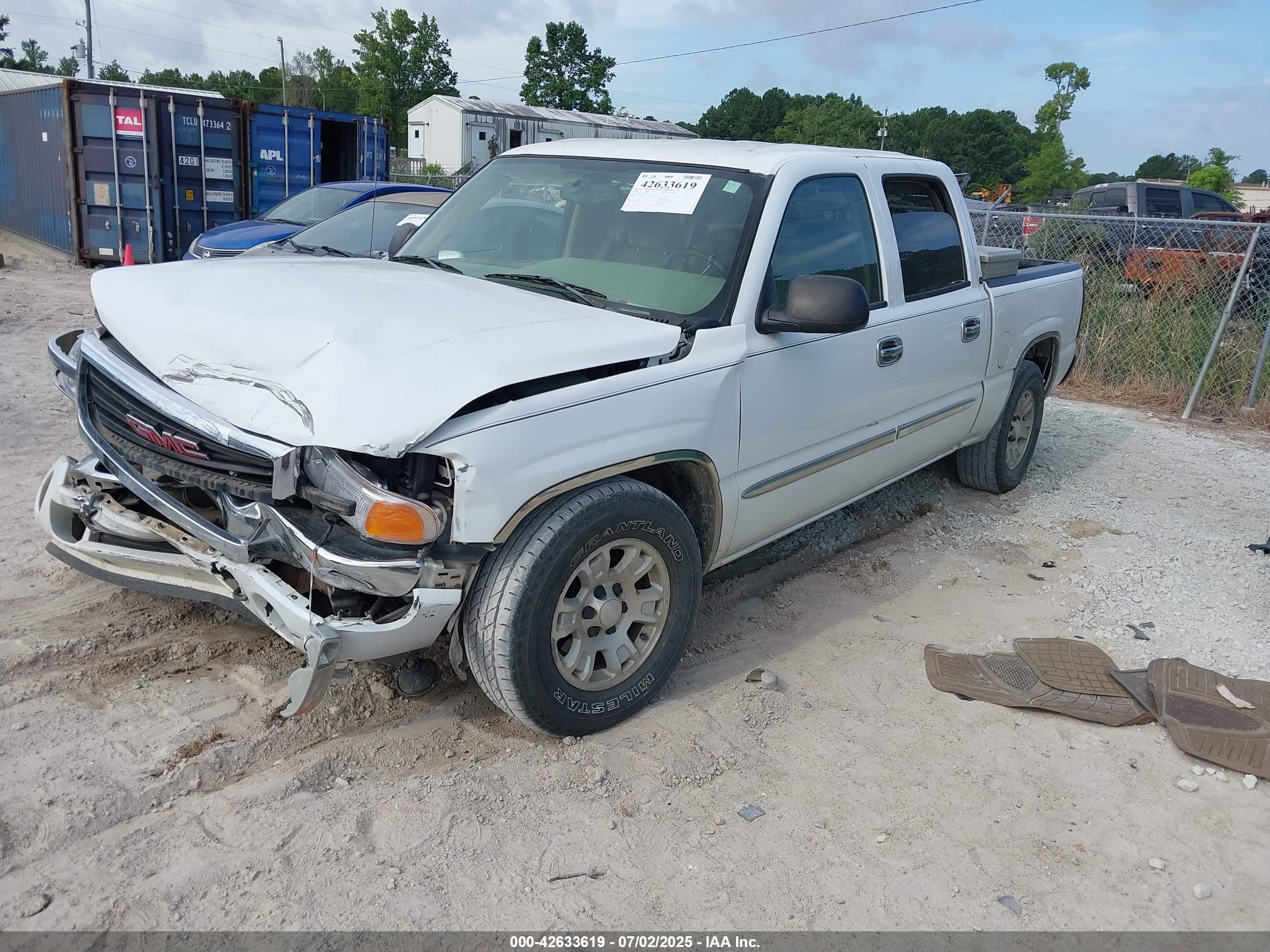 2005 Gmc Sierra 1500 Sle White vin: 2GTEC13T551268031