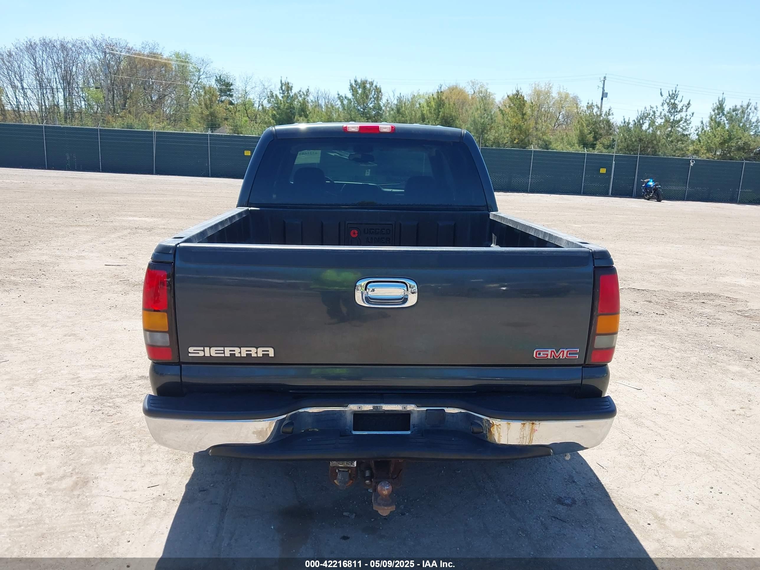 2005 Gmc Sierra 1500 Sle Gray vin: 2GTEC13T651208887
