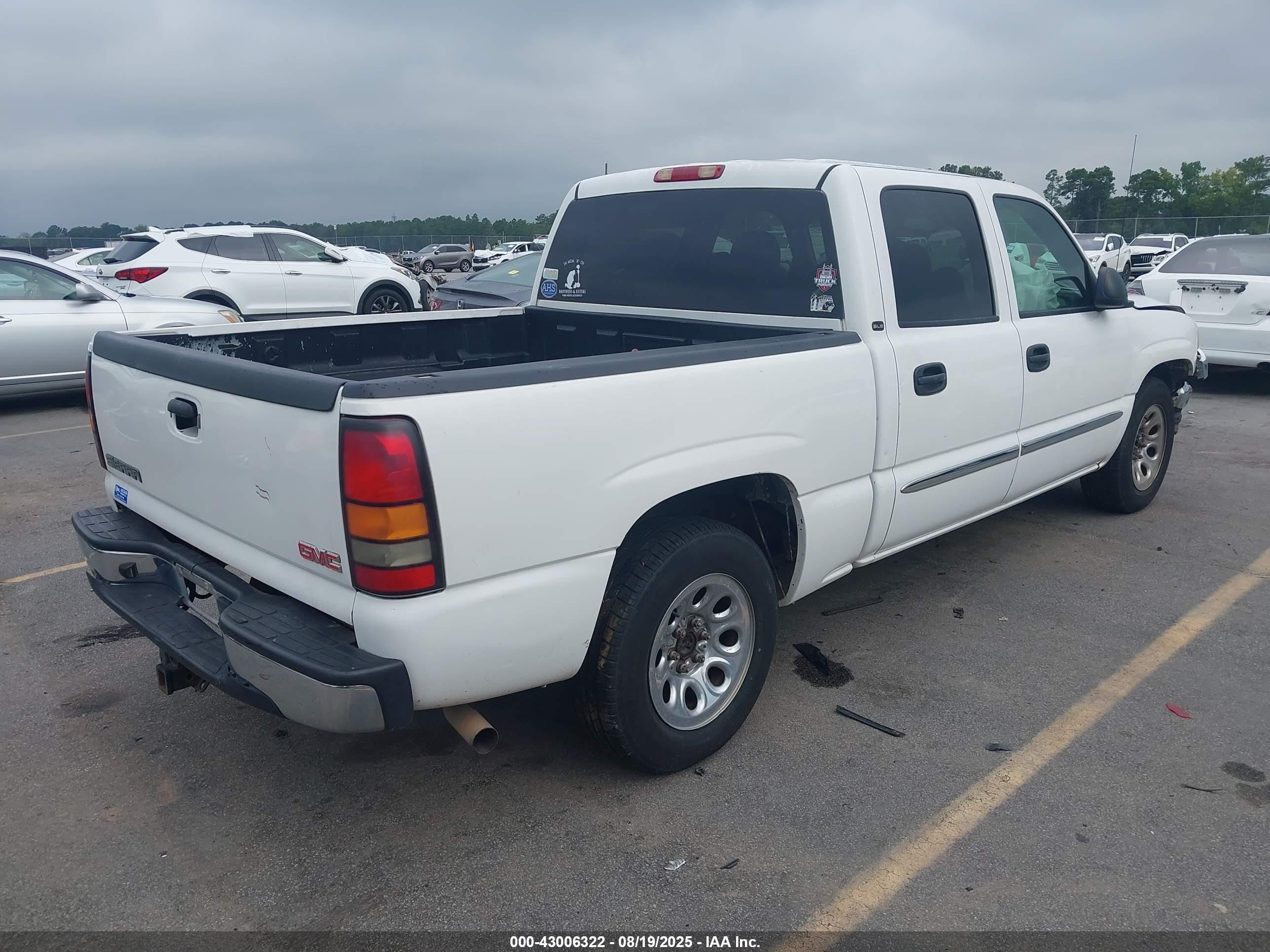 2005 Gmc Sierra 1500 Sle White vin: 2GTEC13T651313509