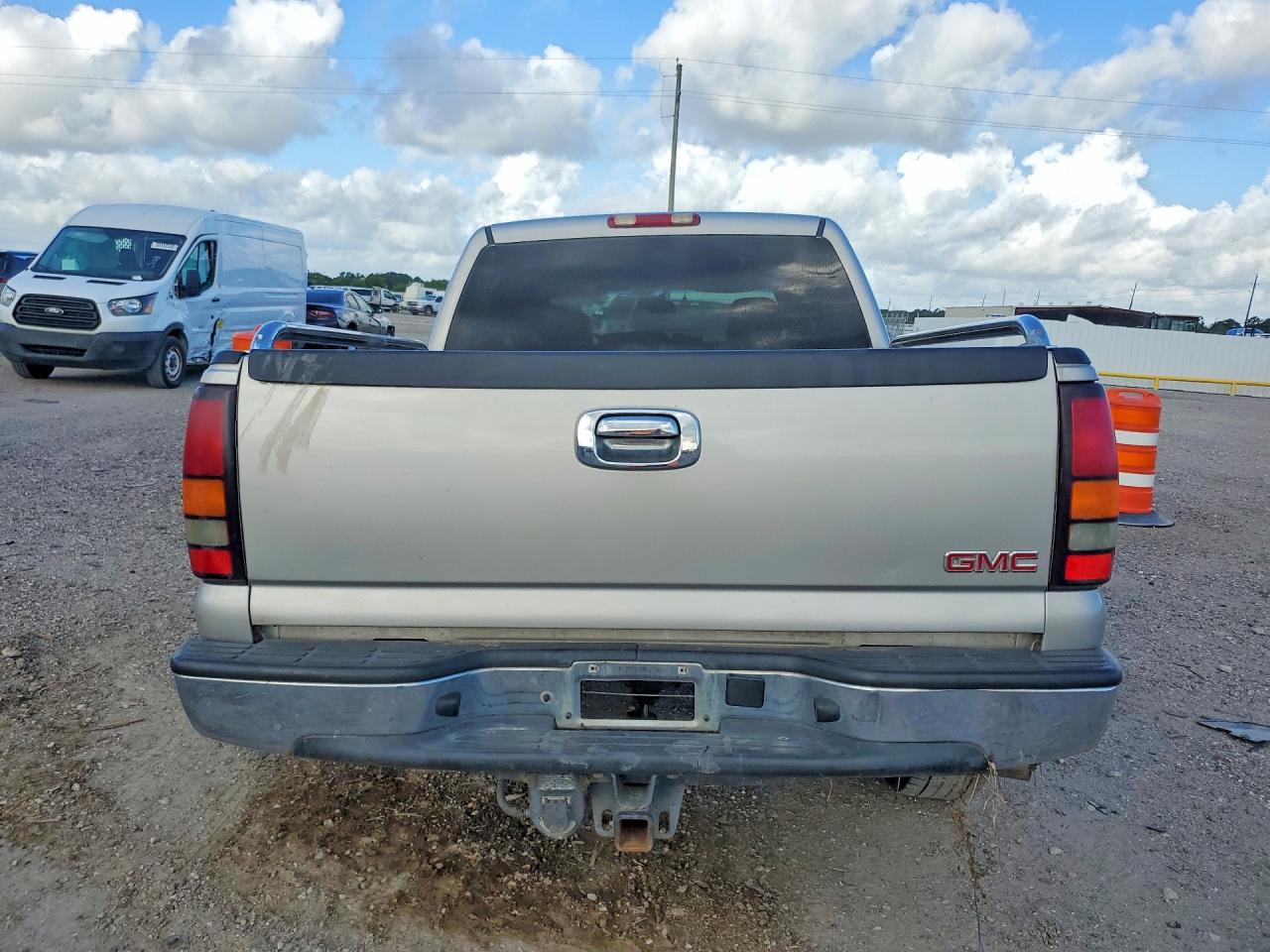 2006 Gmc New Sierra C1500 Silver vin: 2GTEC13T661100514