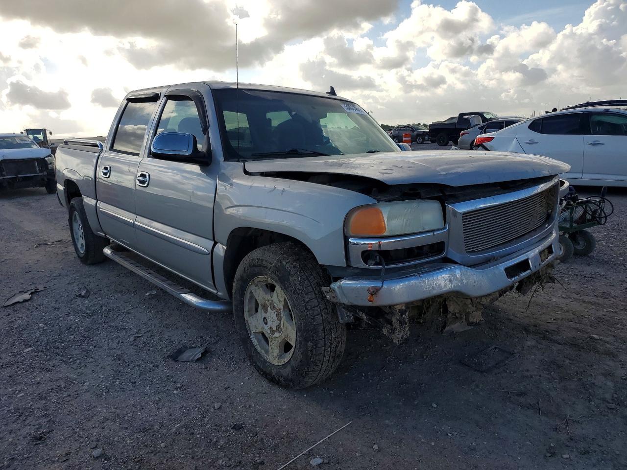 2006 Gmc New Sierra C1500 Silver vin: 2GTEC13T661100514