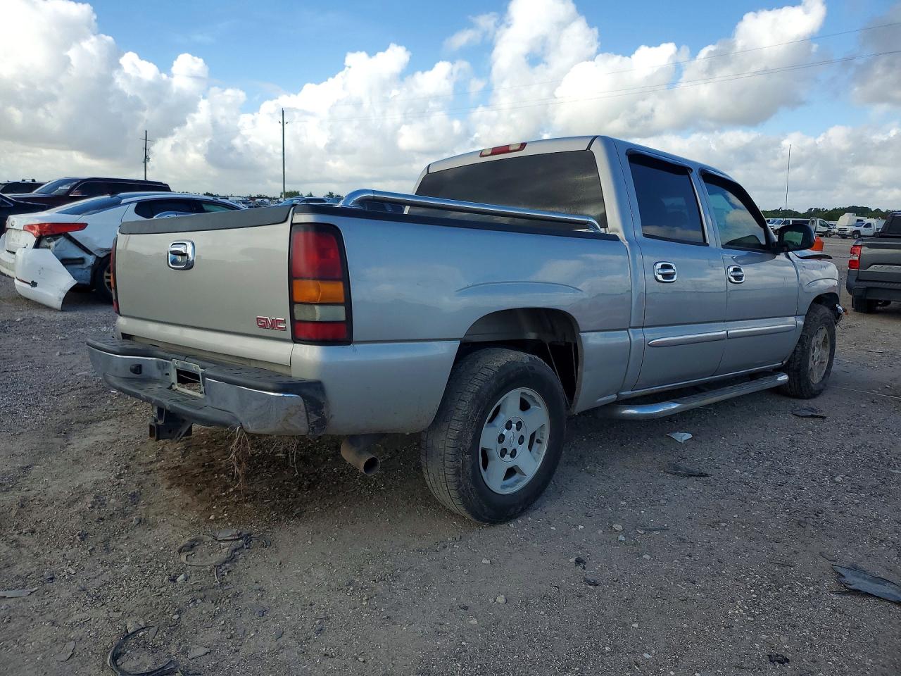 2006 Gmc New Sierra C1500 Silver vin: 2GTEC13T661100514