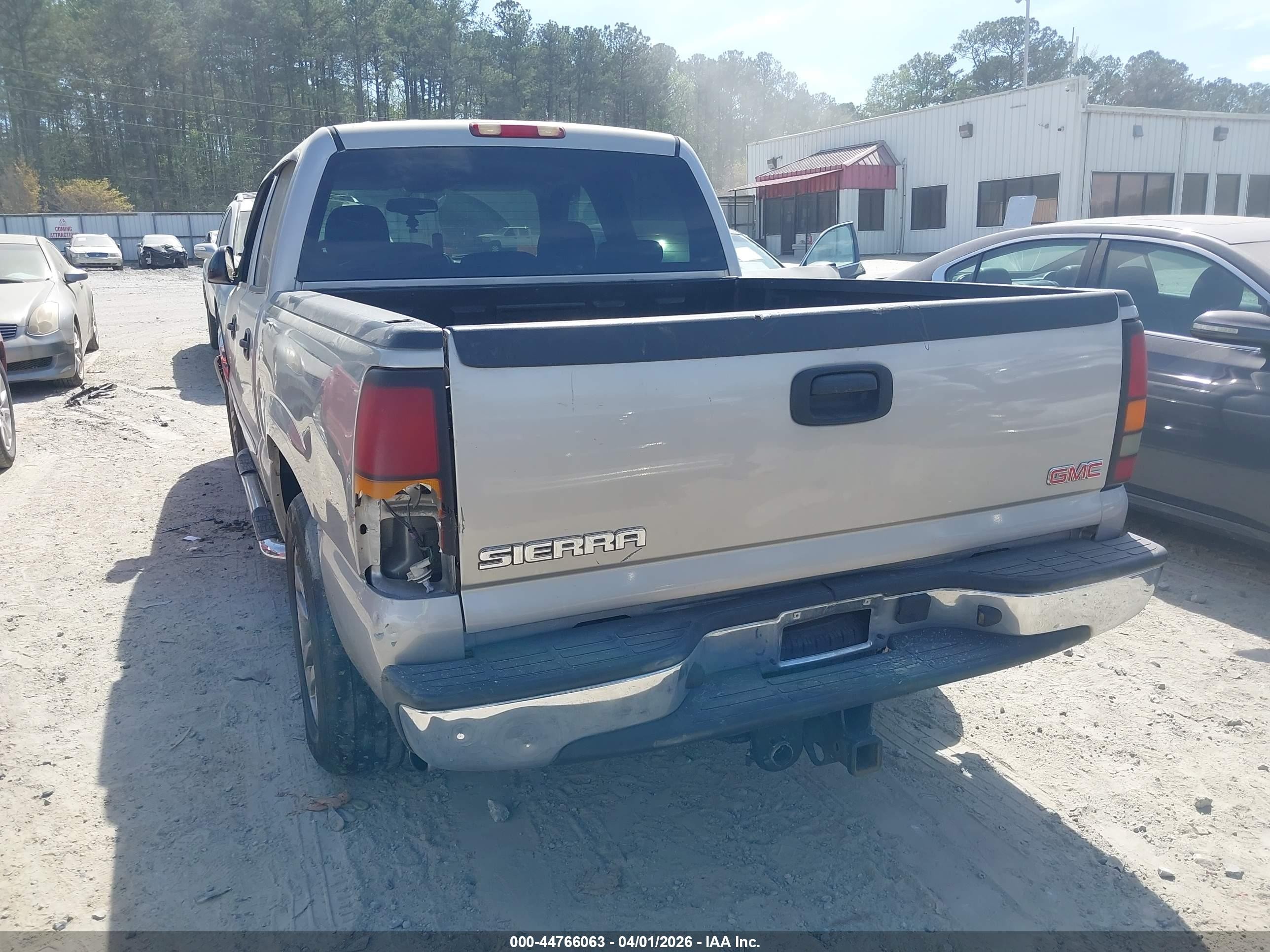 2004 Gmc Sierra 1500 Sle Silver vin: 2GTEC13TX41298141