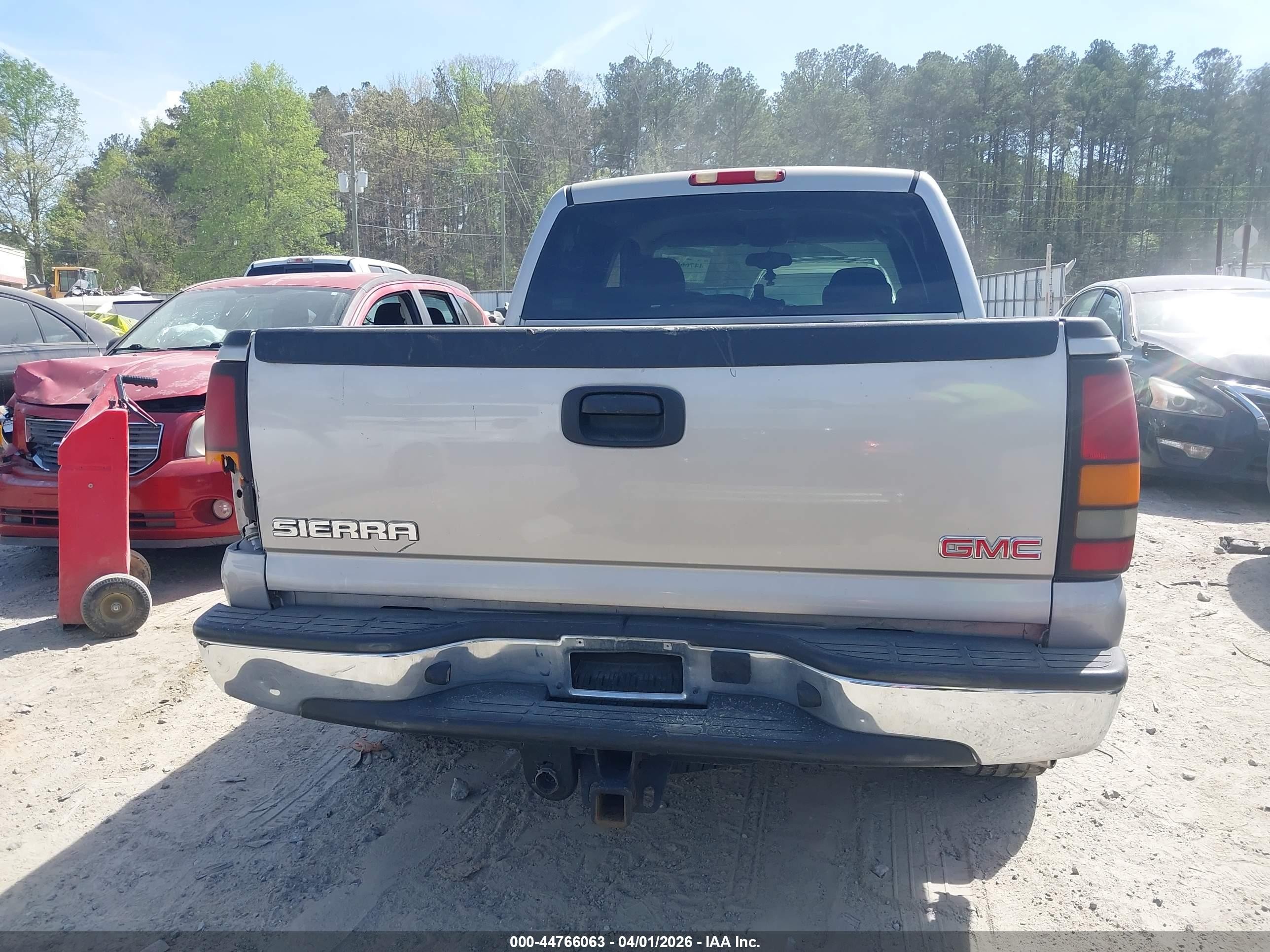 2004 Gmc Sierra 1500 Sle Silver vin: 2GTEC13TX41298141
