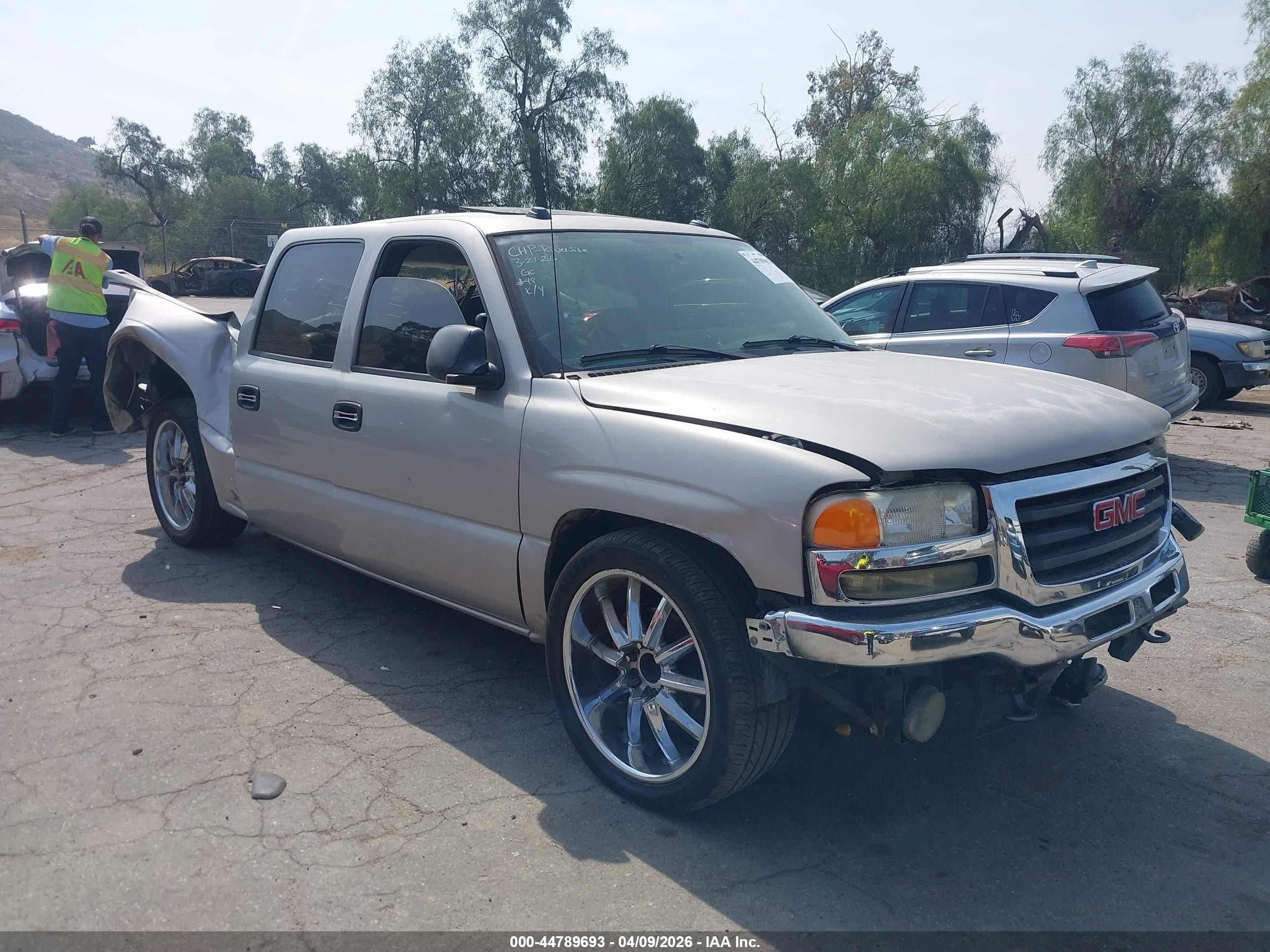 2005 Gmc Sierra 1500 Slt Silver vin: 2GTEC13TX51282880