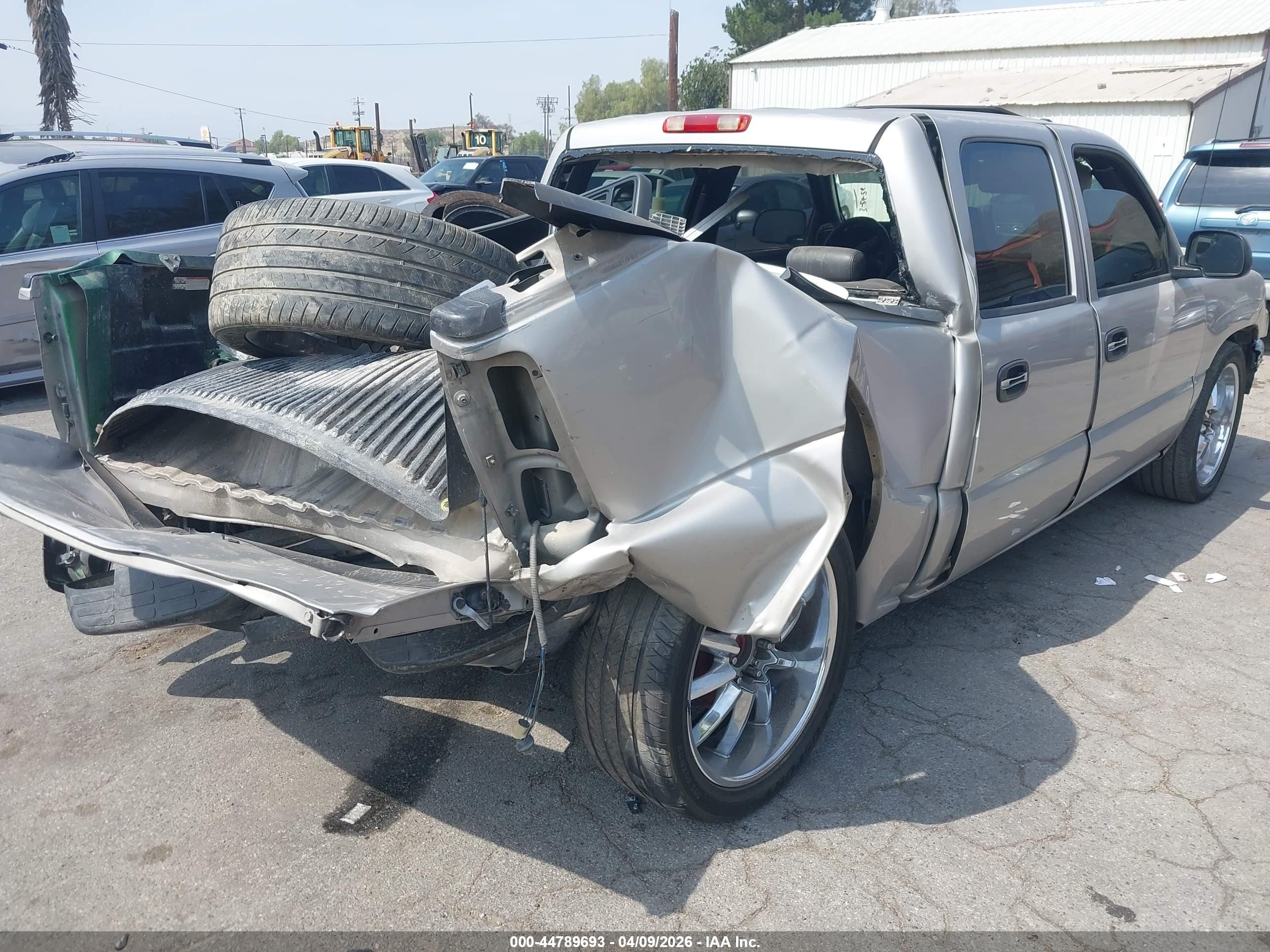 2005 Gmc Sierra 1500 Slt Silver vin: 2GTEC13TX51282880