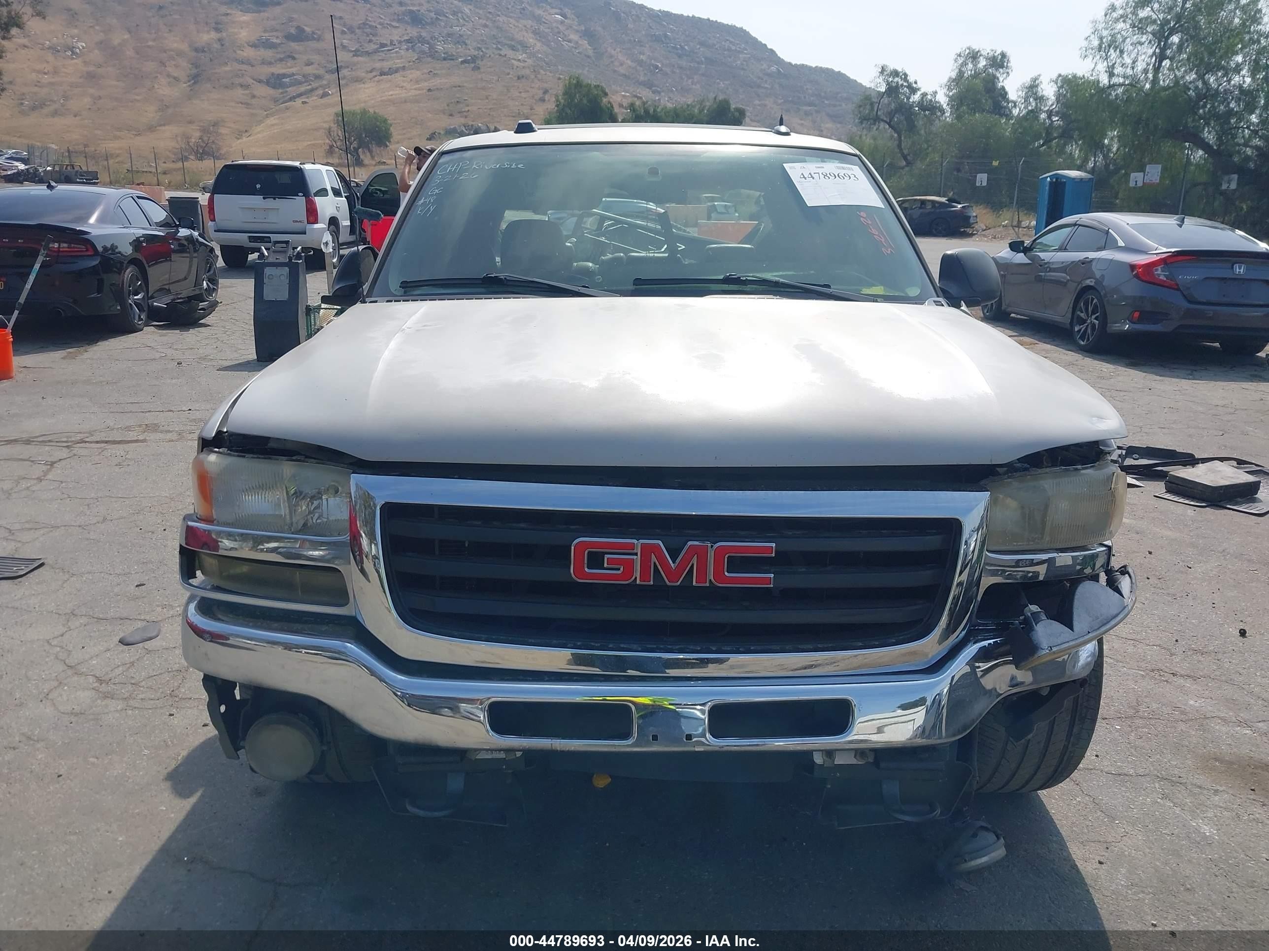2005 Gmc Sierra 1500 Slt Silver vin: 2GTEC13TX51282880