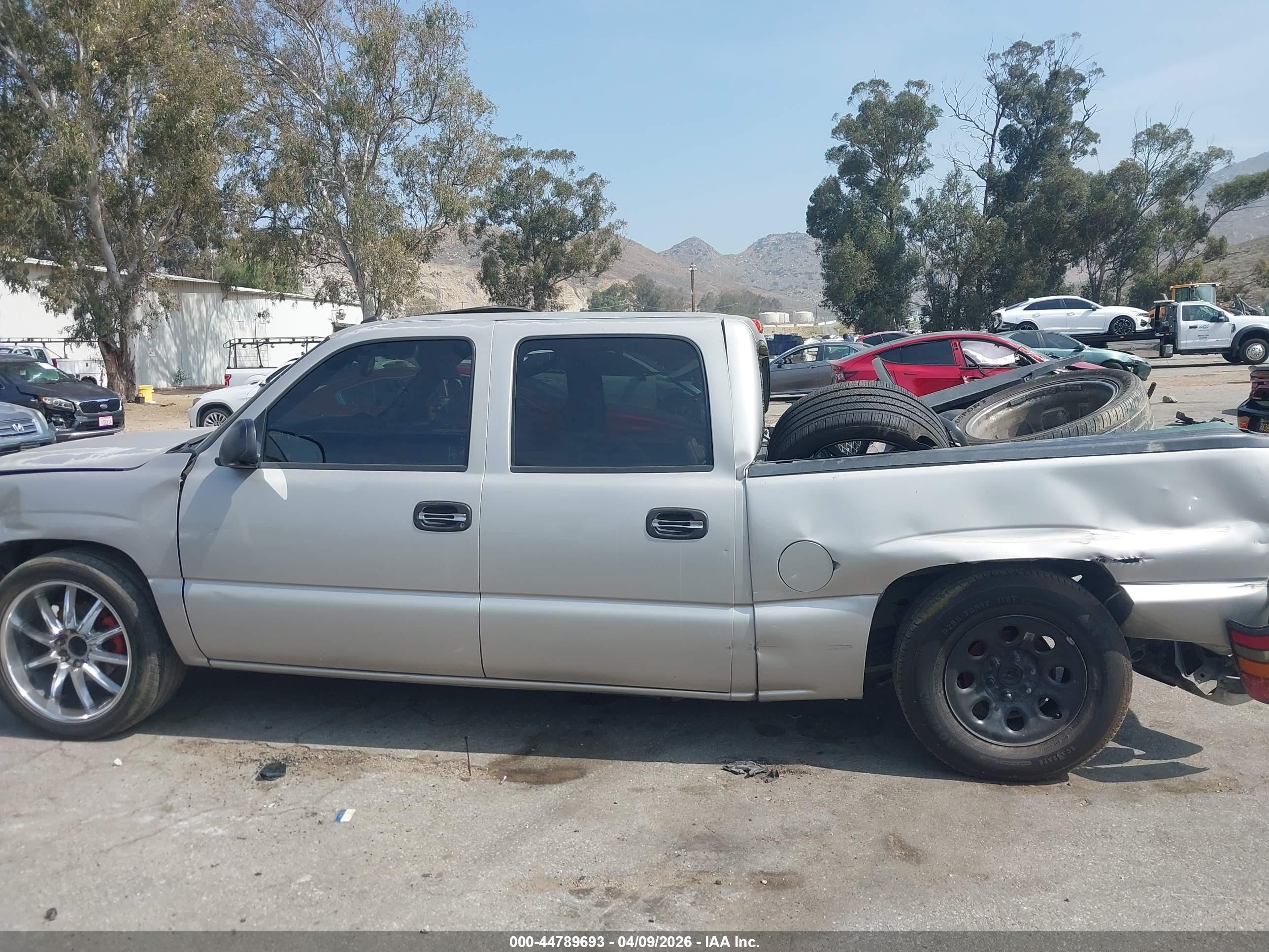 2005 Gmc Sierra 1500 Slt Silver vin: 2GTEC13TX51282880