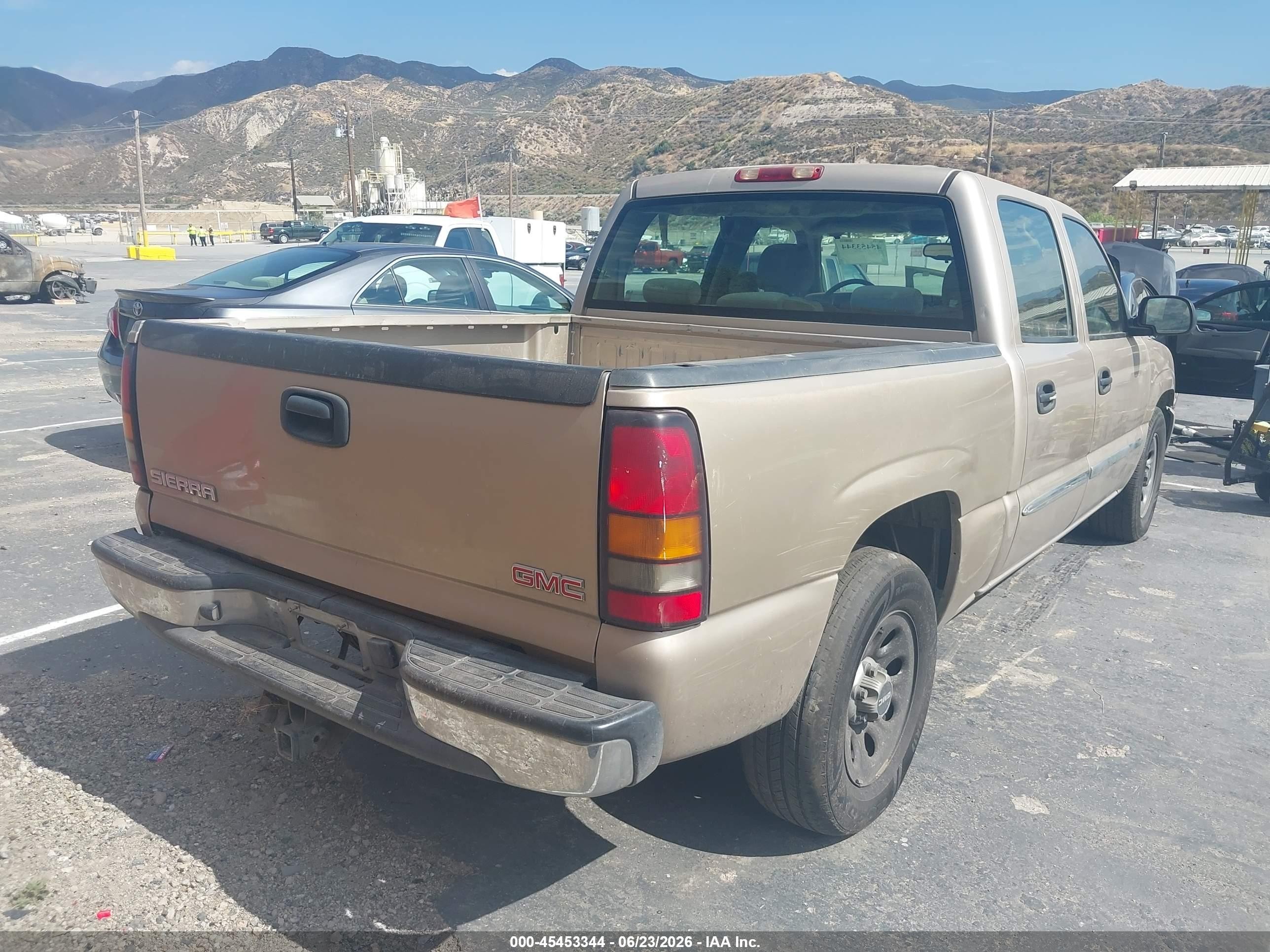2006 Gmc Sierra 1500 Sl Tan vin: 2GTEC13V661323394