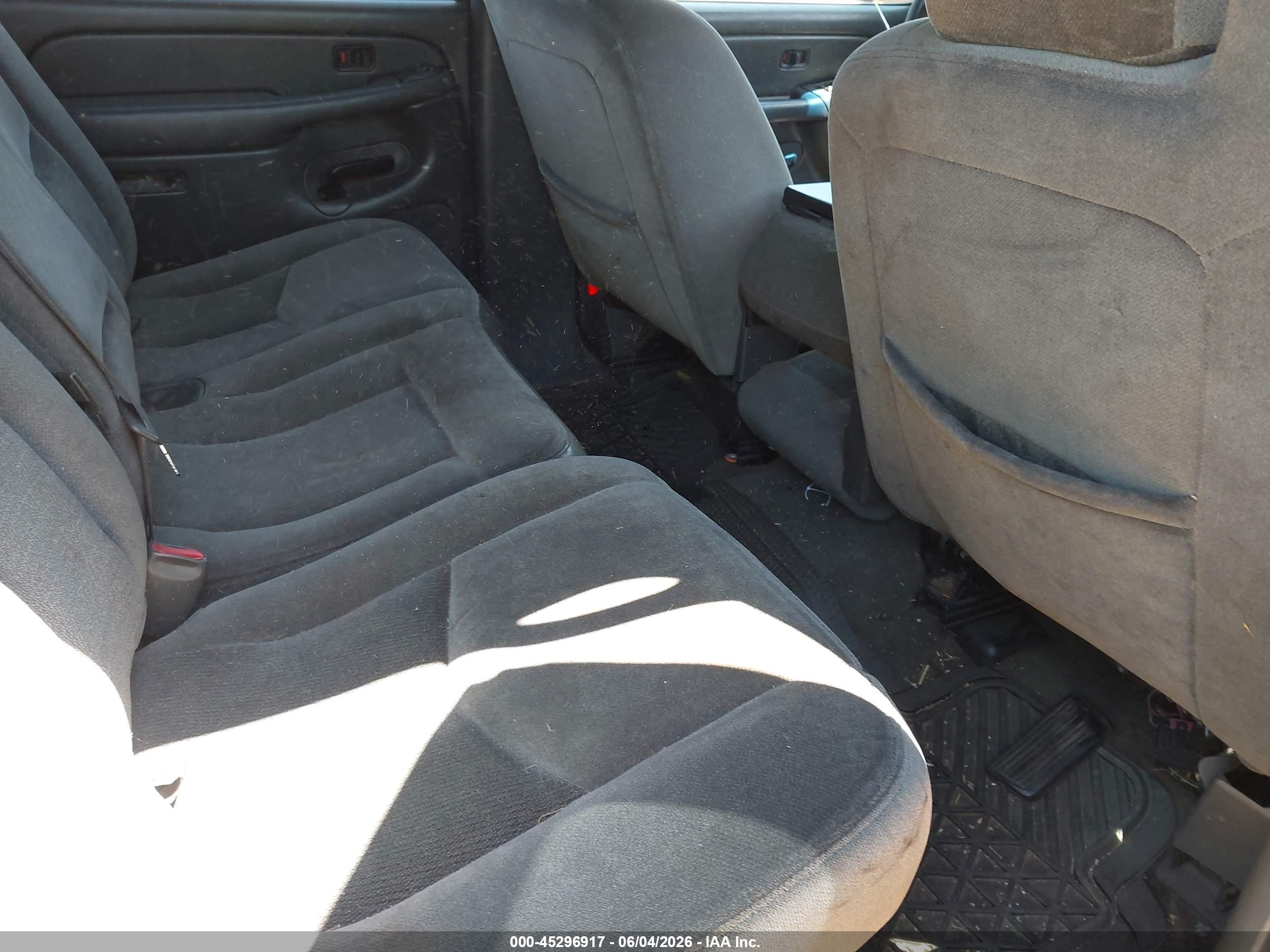2007 Gmc Sierra 1500 Classic Sl Silver vin: 2GTEC13V871150074