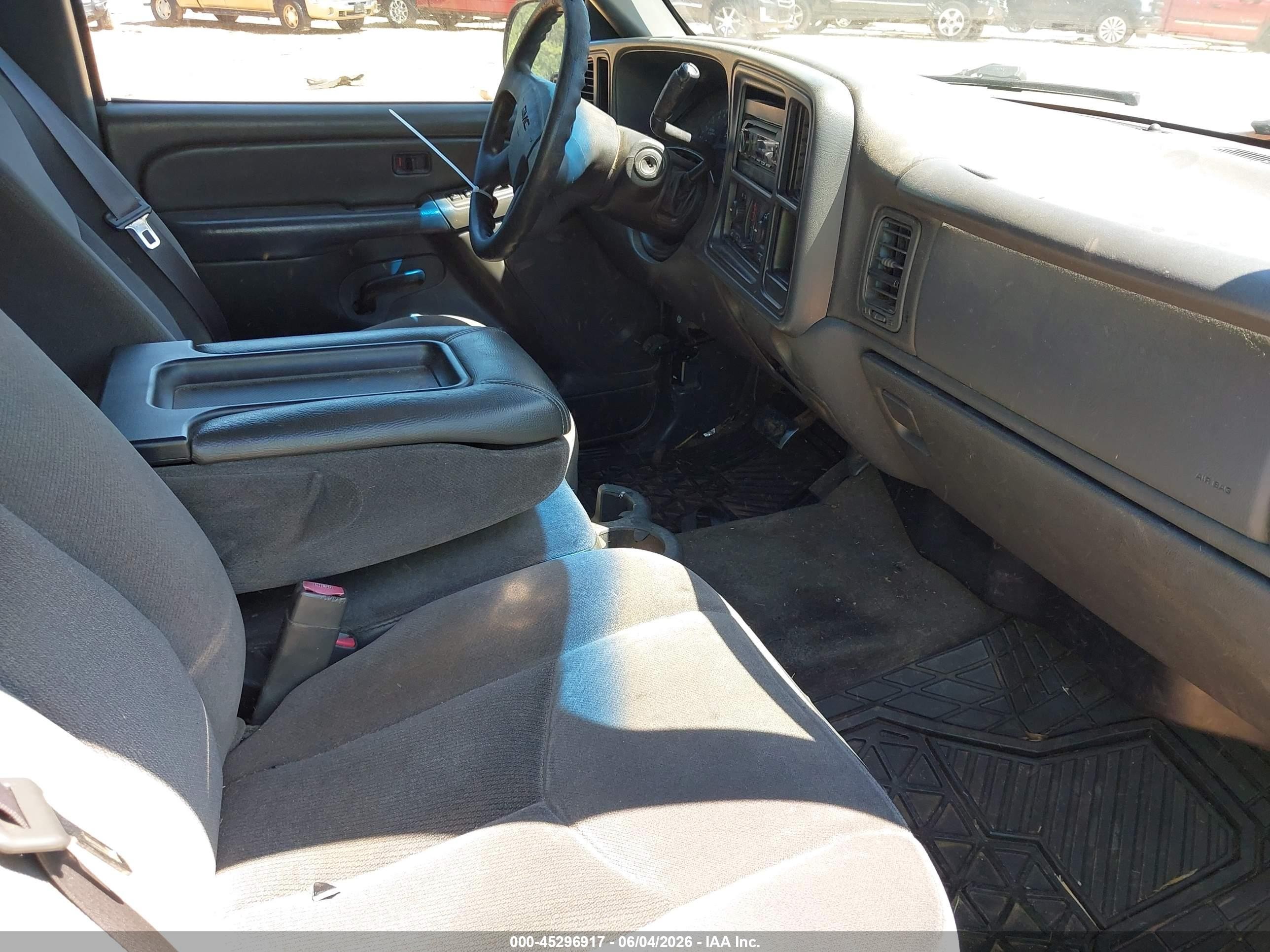 2007 Gmc Sierra 1500 Classic Sl Silver vin: 2GTEC13V871150074
