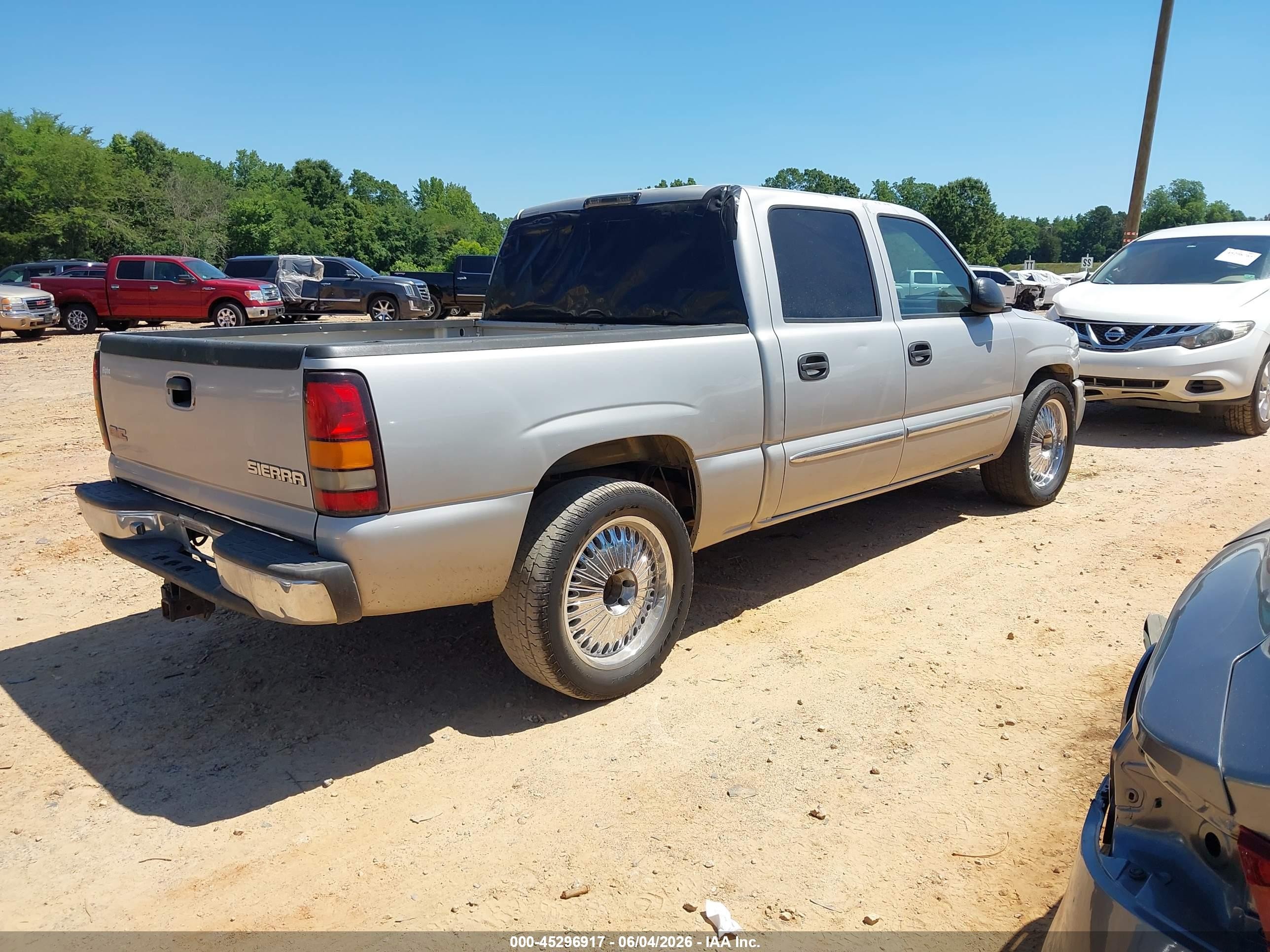 2007 Gmc Sierra 1500 Classic Sl Silver vin: 2GTEC13V871150074