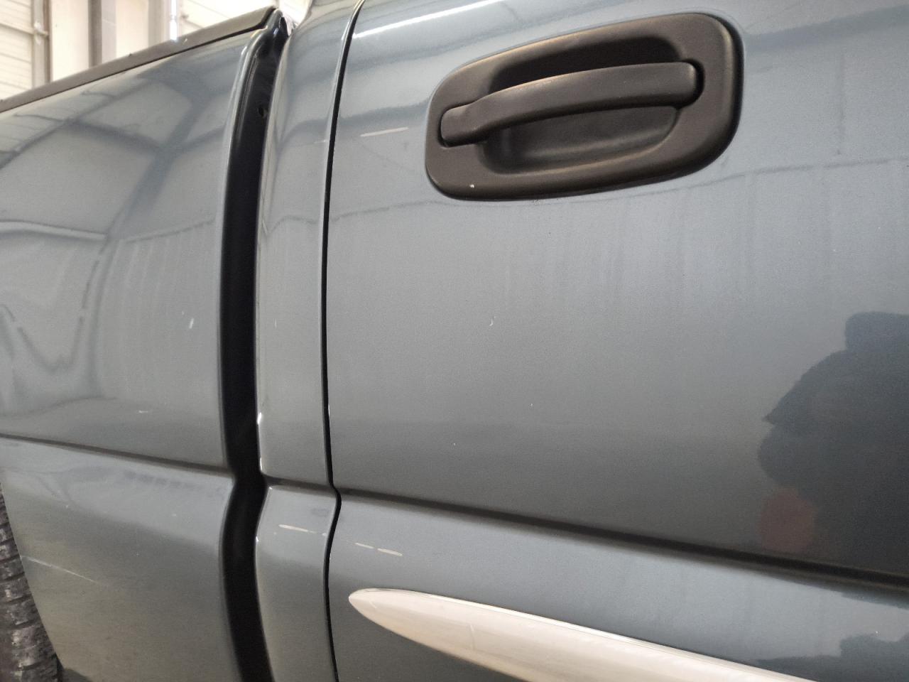 2006 Gmc New Sierra C1500 Blue vin: 2GTEC13V961348791 Damage: Right Rear Door, Chipped, 1