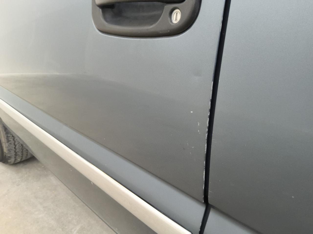 2006 Gmc New Sierra C1500 Blue vin: 2GTEC13V961348791 Damage: Left Front Door, Dent(S) W/ Paint Dmg, 1 To 2 Inches