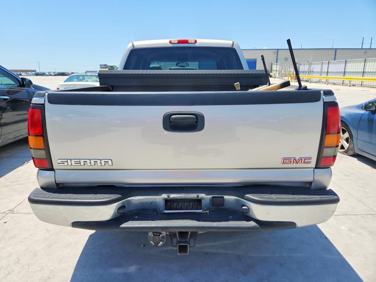 2006 Gmc New Sierra C1500 Gray vin: 2GTEC13Z061295160