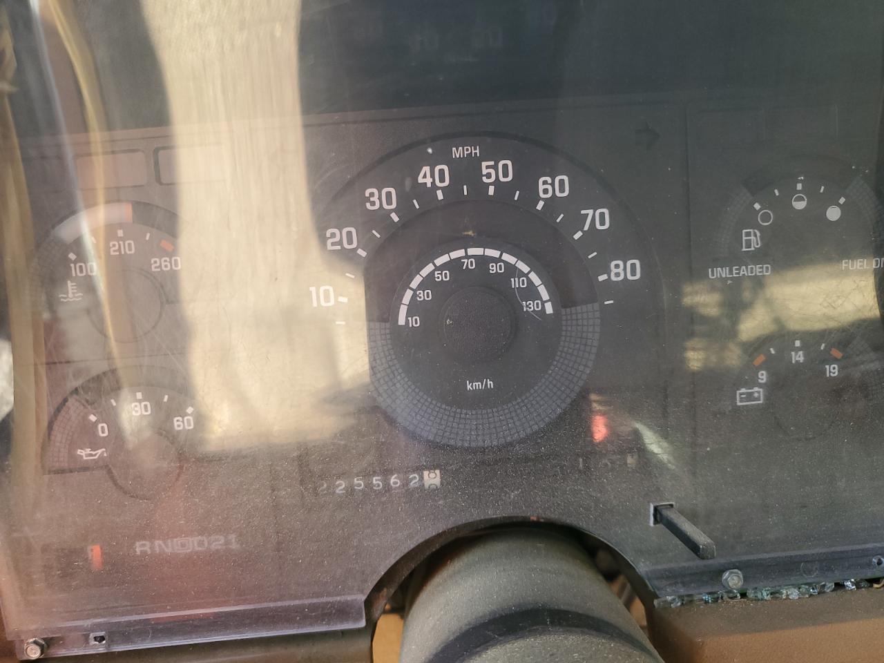 1989 Gmc Sierra C1500 Two Tone vin: 2GTEC14K6K1535324