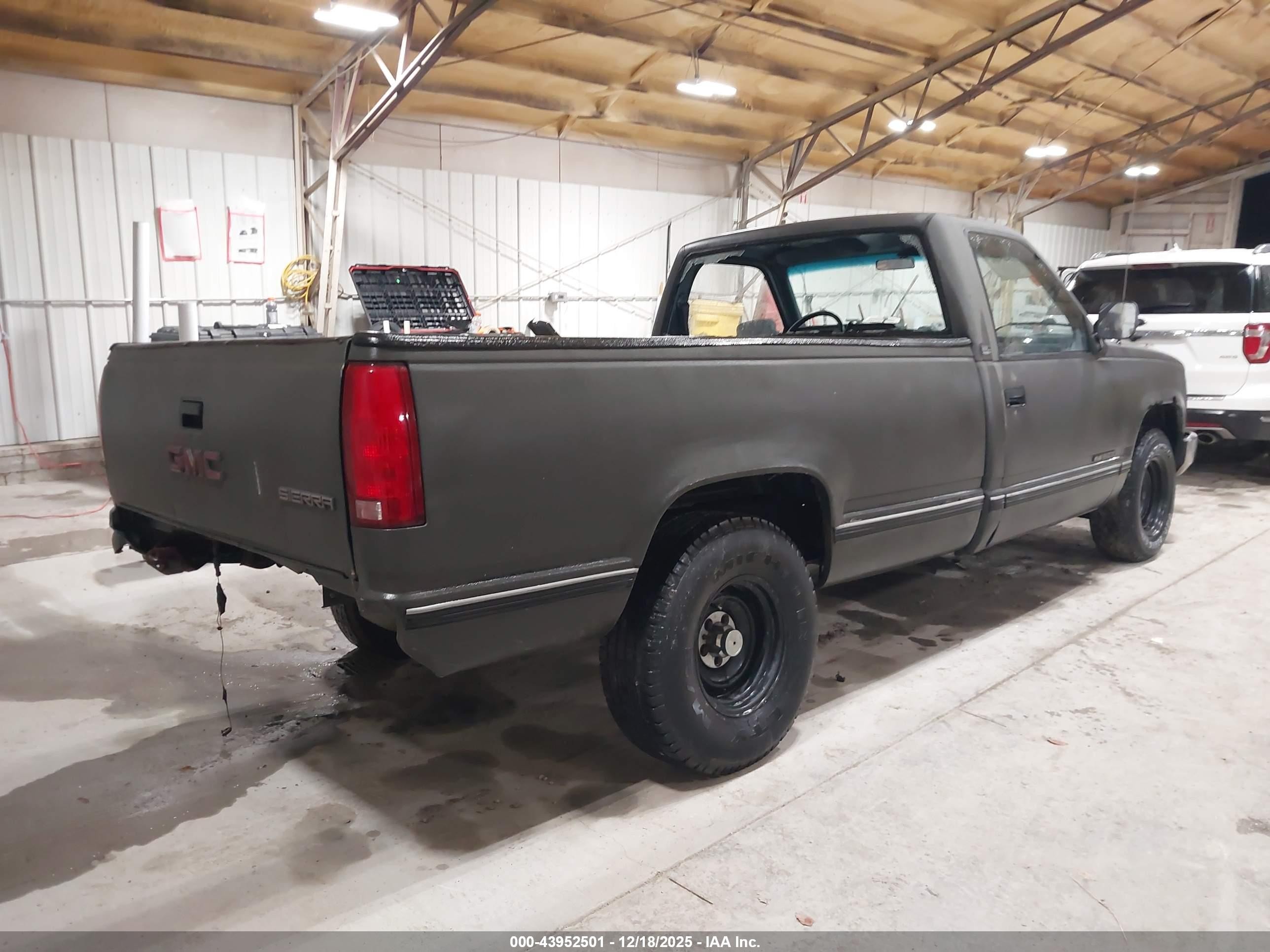 1989 Gmc Sierra C1500 Gray vin: 2GTEC14Z1K1555011