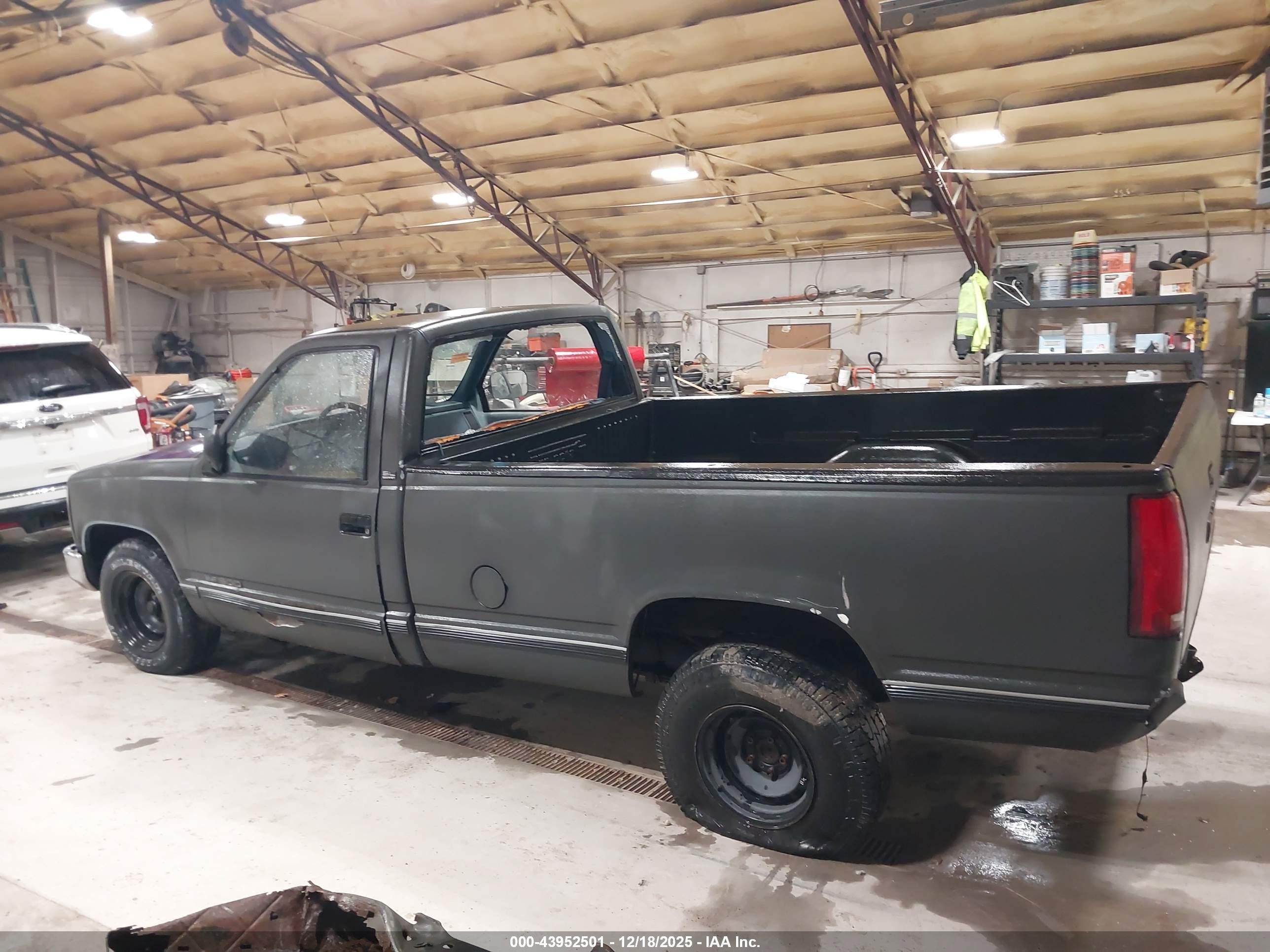 1989 Gmc Sierra C1500 Gray vin: 2GTEC14Z1K1555011