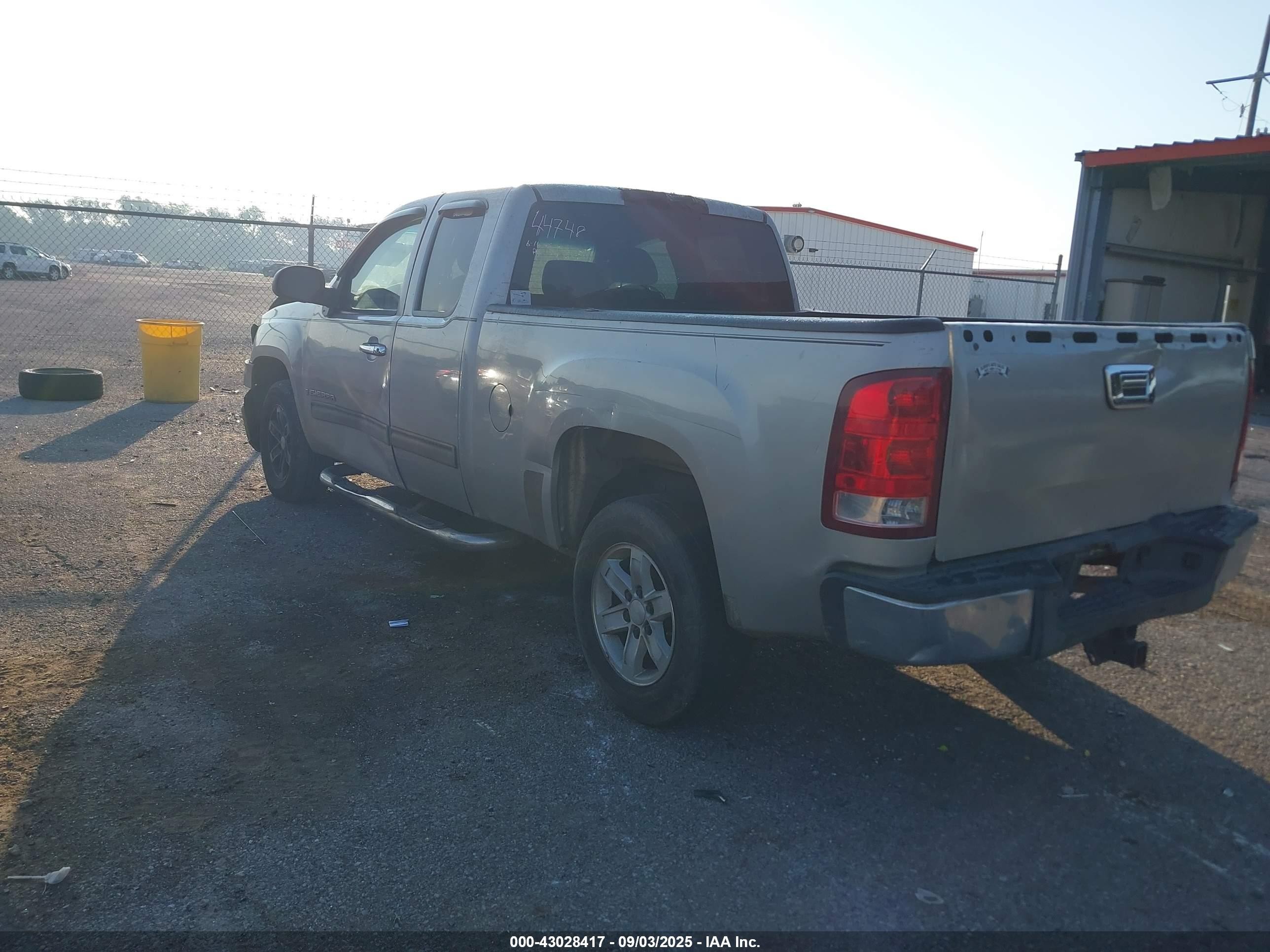 2007 Gmc Sierra 1500 Sle1 Серебряный vin: 2GTEC19C071712684