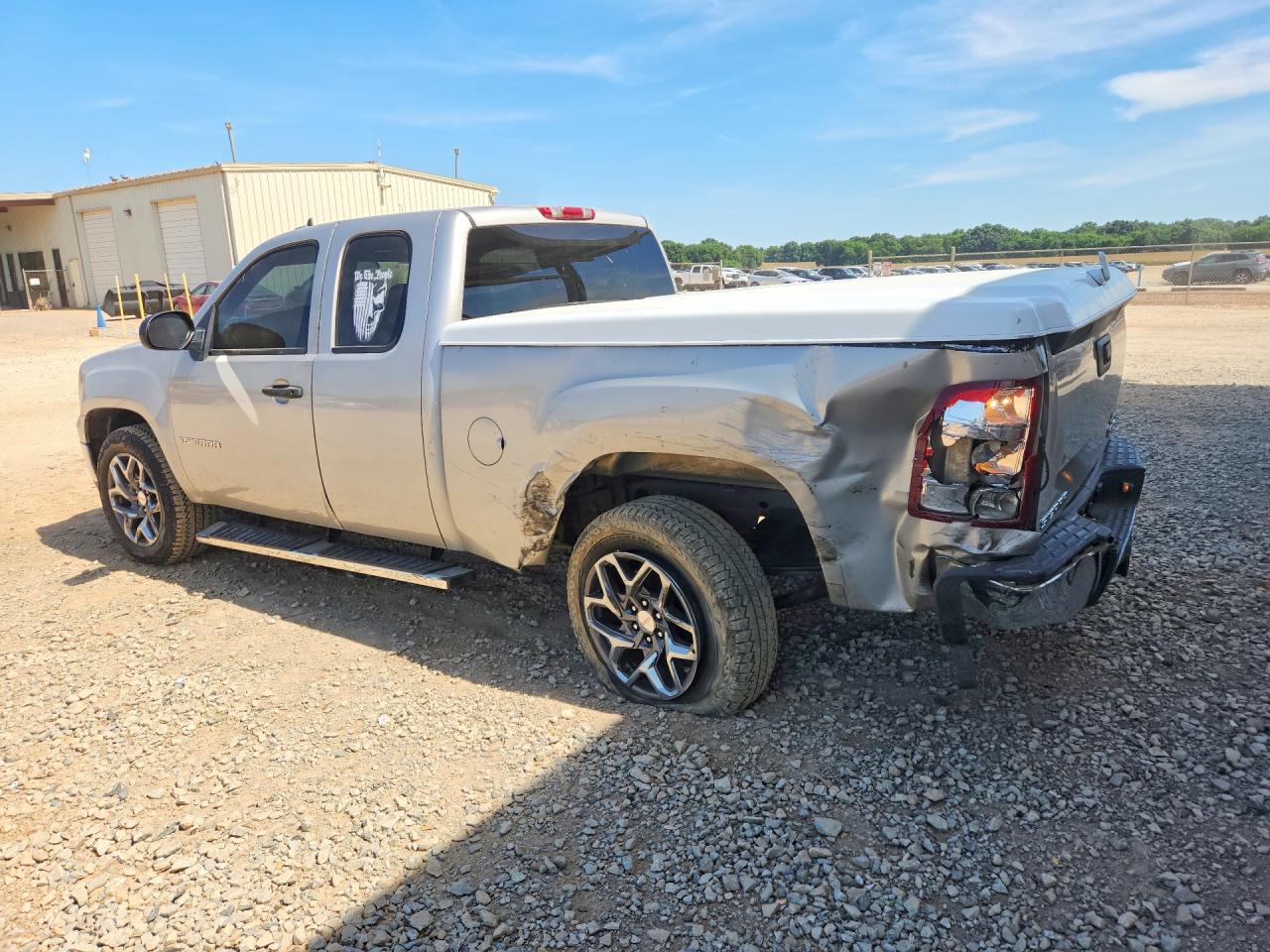 2007 Gmc New Sierra C1500 Silver vin: 2GTEC19C871571315