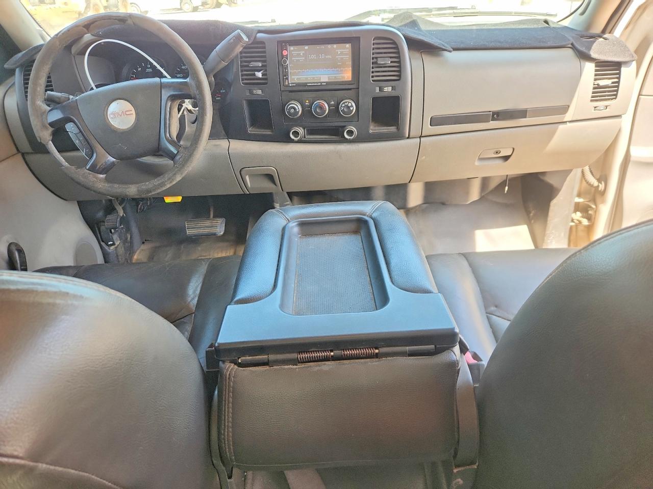 2007 Gmc New Sierra C1500 Silver vin: 2GTEC19C871571315
