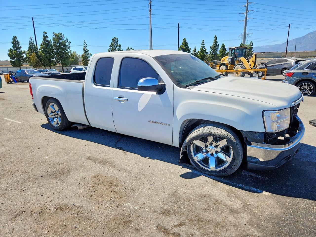 2008 Gmc Sierra C1500 White vin: 2GTEC19C881330422