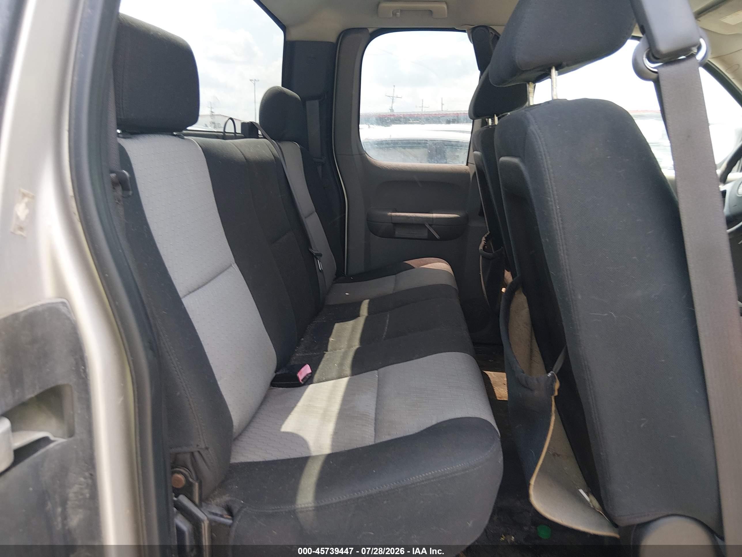2007 Gmc Sierra 1500 Work Truck Silver vin: 2GTEC19J171673909