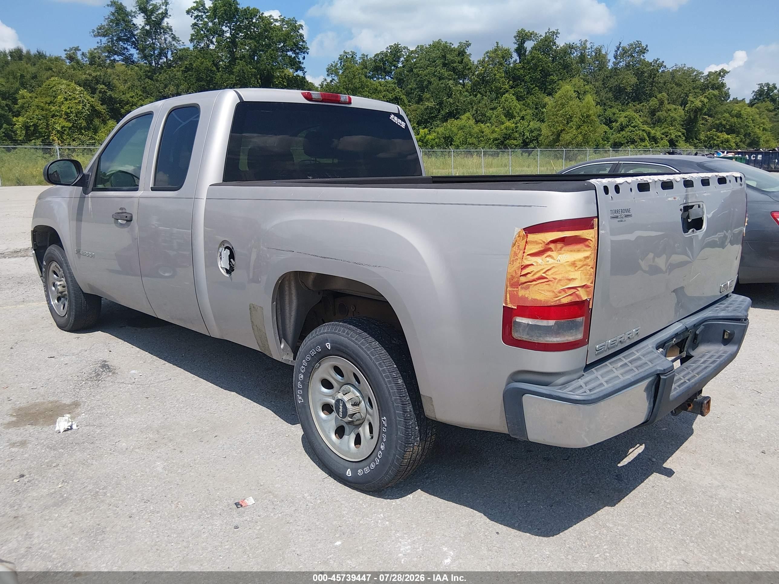 2007 Gmc Sierra 1500 Work Truck Silver vin: 2GTEC19J171673909